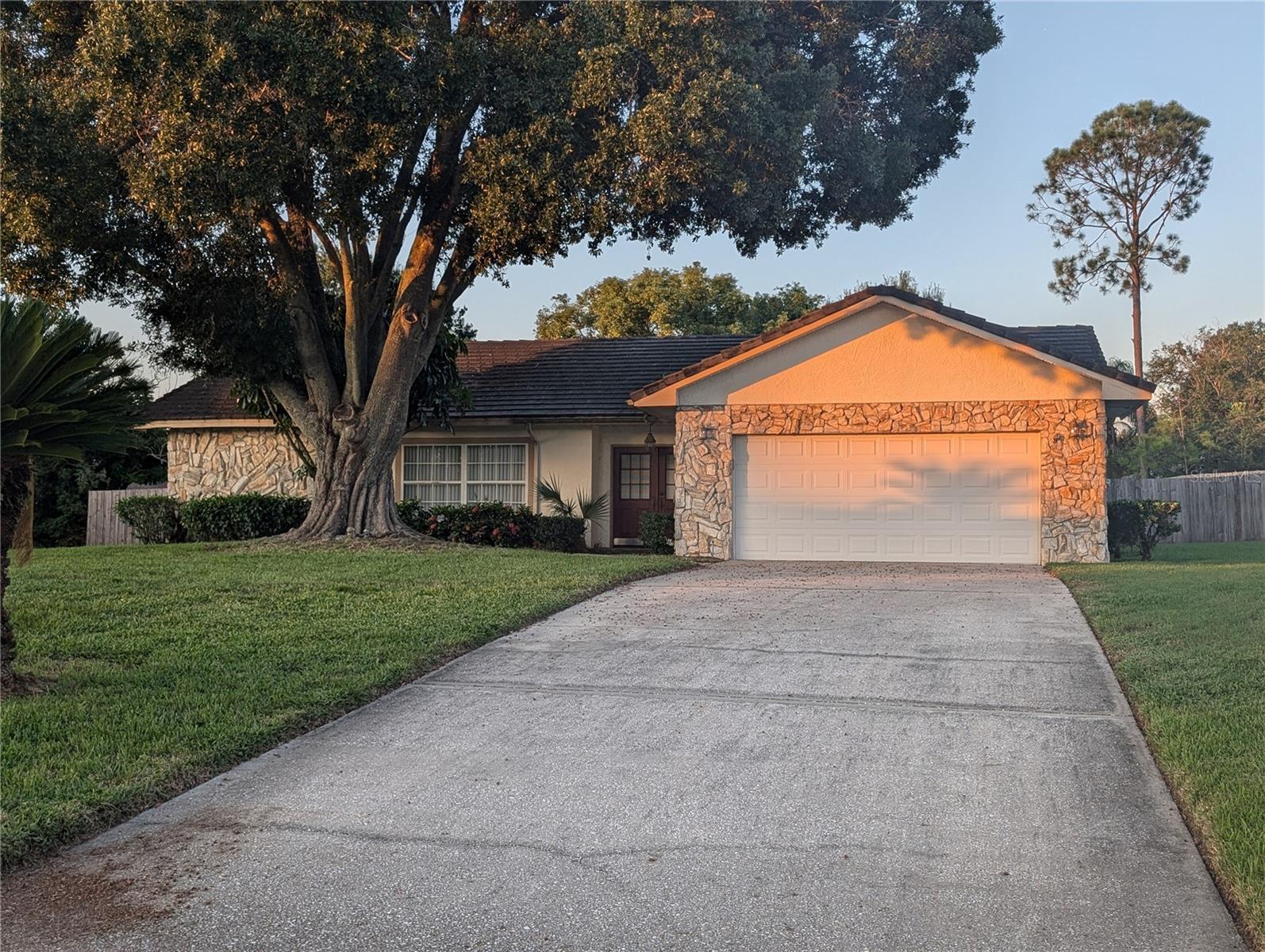 345 BANYAN DR, WINTER HAVEN, FL, 33884