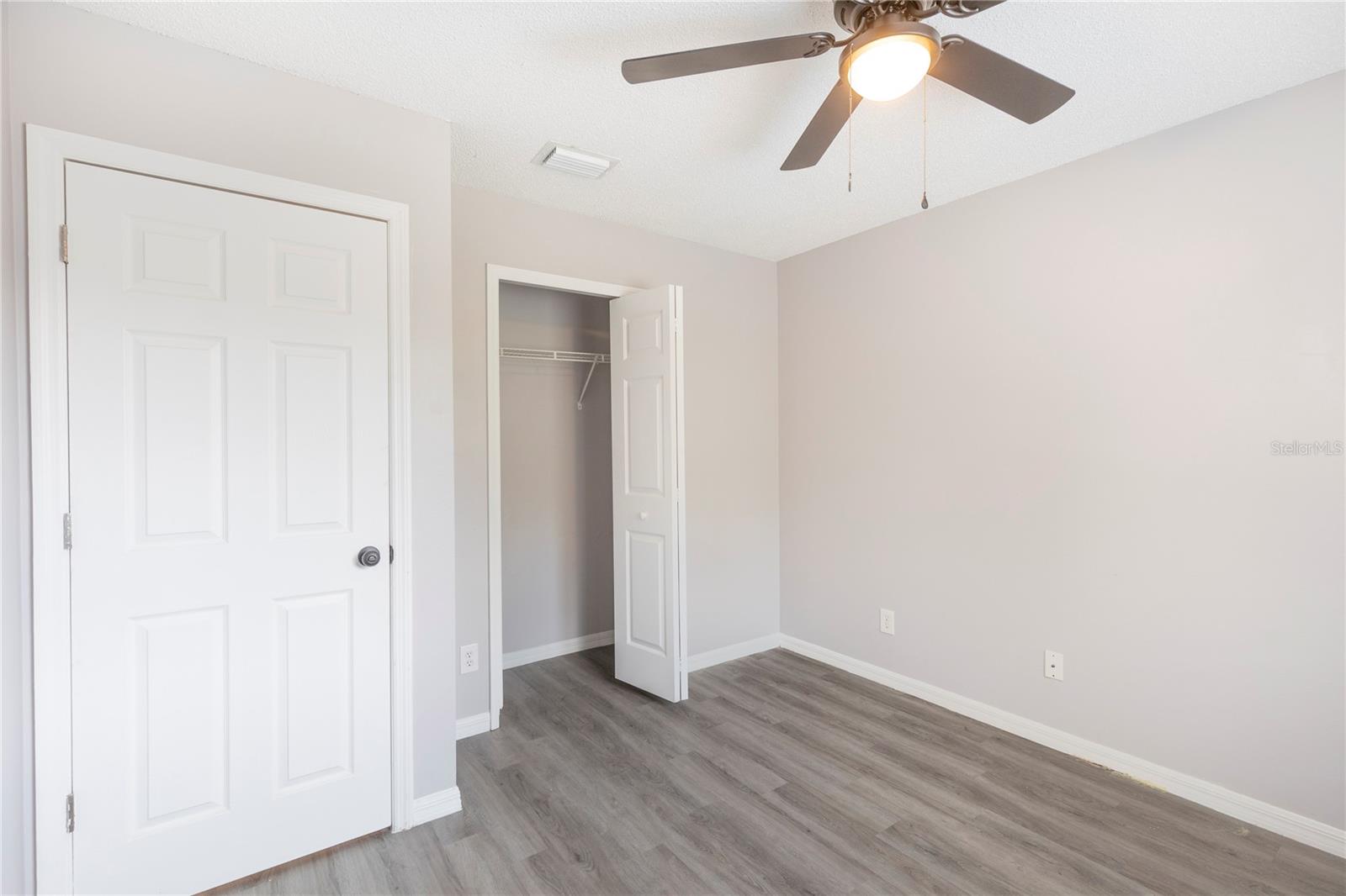7402 E BANK DR, TAMPA, FL, 33617