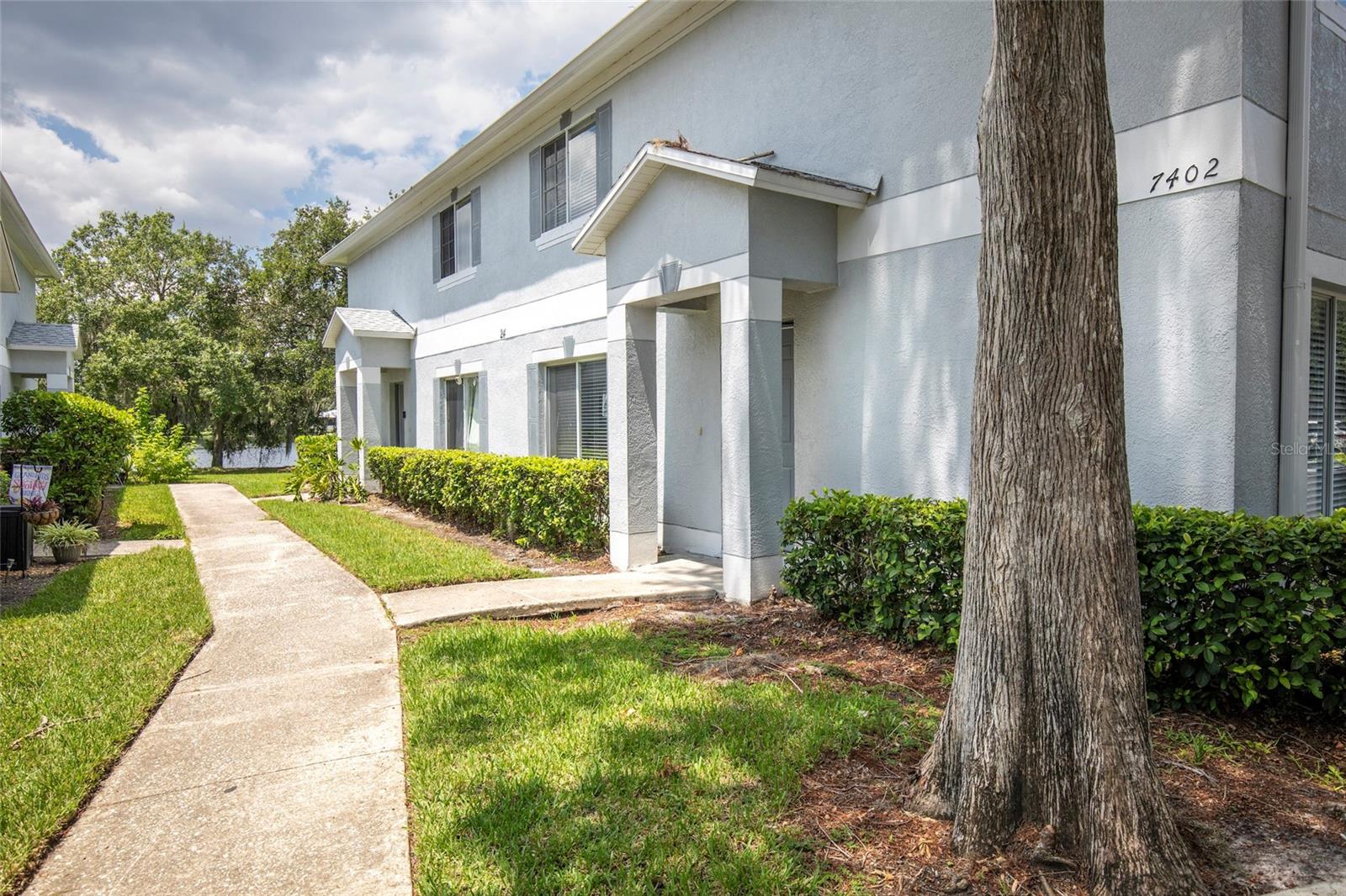 7402 E BANK DR, TAMPA, FL, 33617