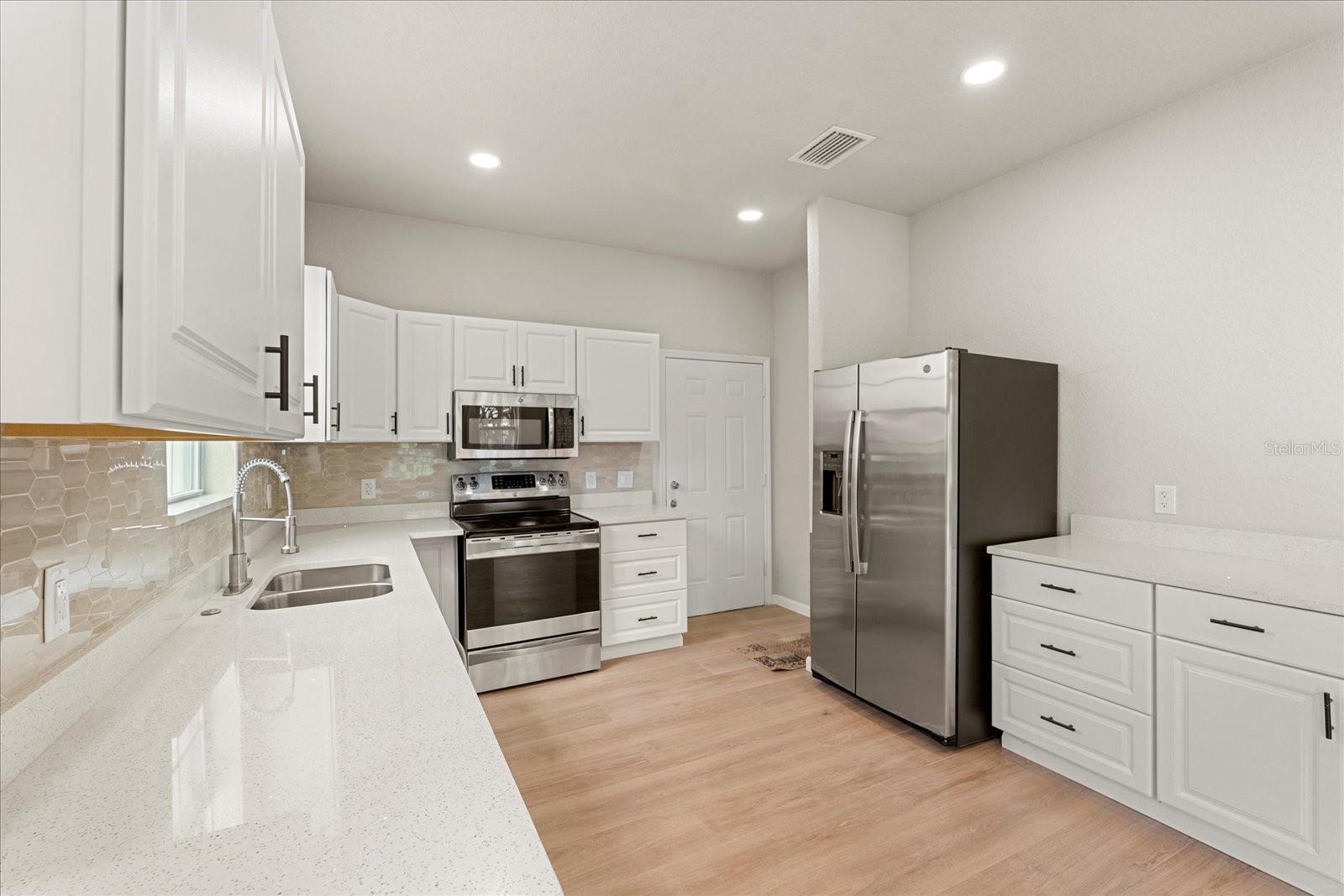 821 E STORY RD, WINTER GARDEN, FL, 34787