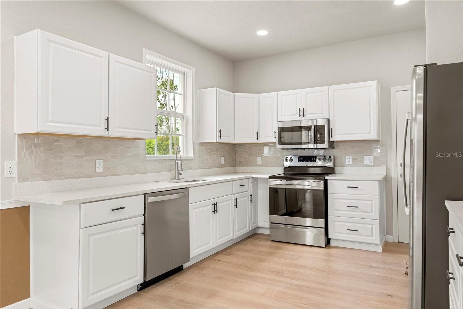 821 E STORY RD, WINTER GARDEN, FL, 34787