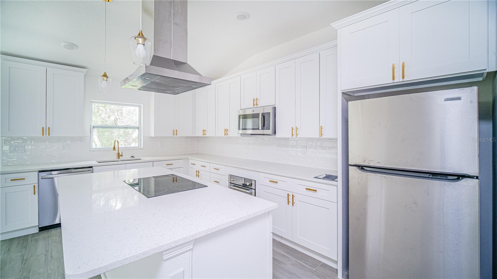 1446 SARASOTA DR, KISSIMMEE, FL, 34759