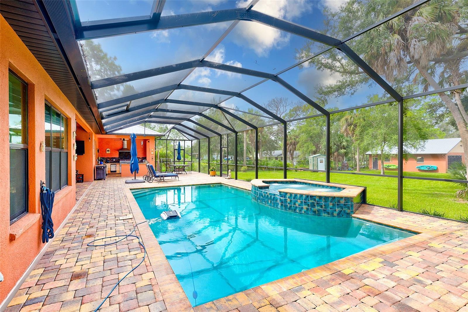 2307 7TH ST SW, RUSKIN, FL, 33570