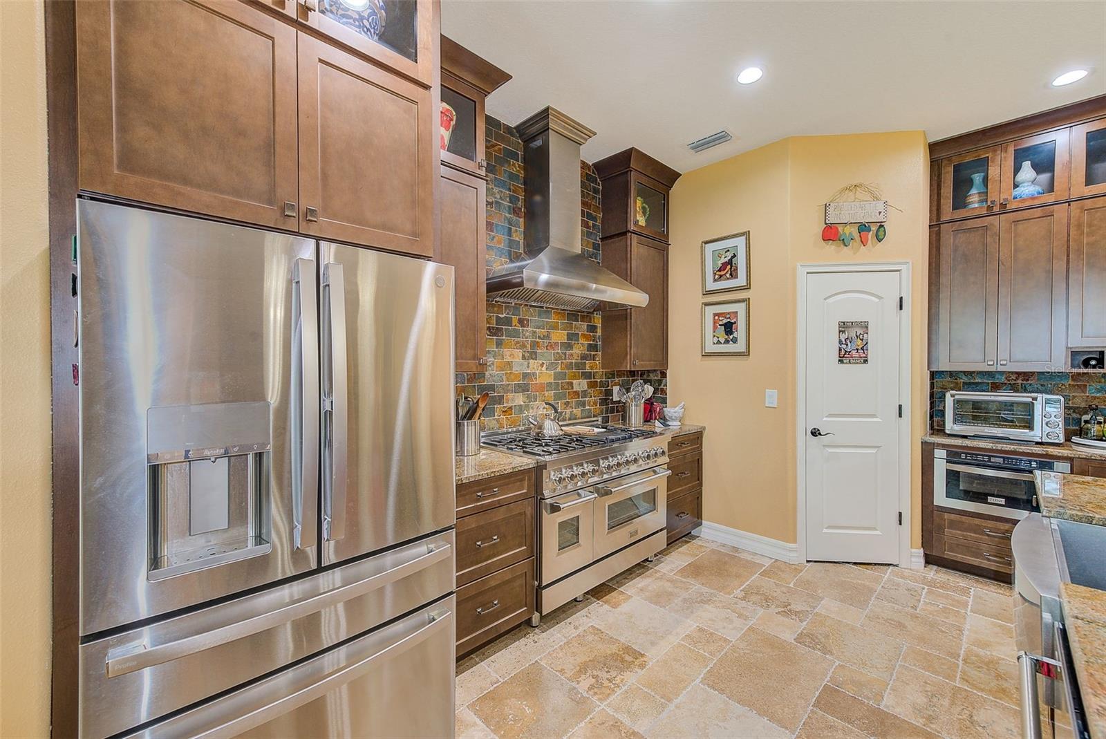 2307 7TH ST SW, RUSKIN, FL, 33570