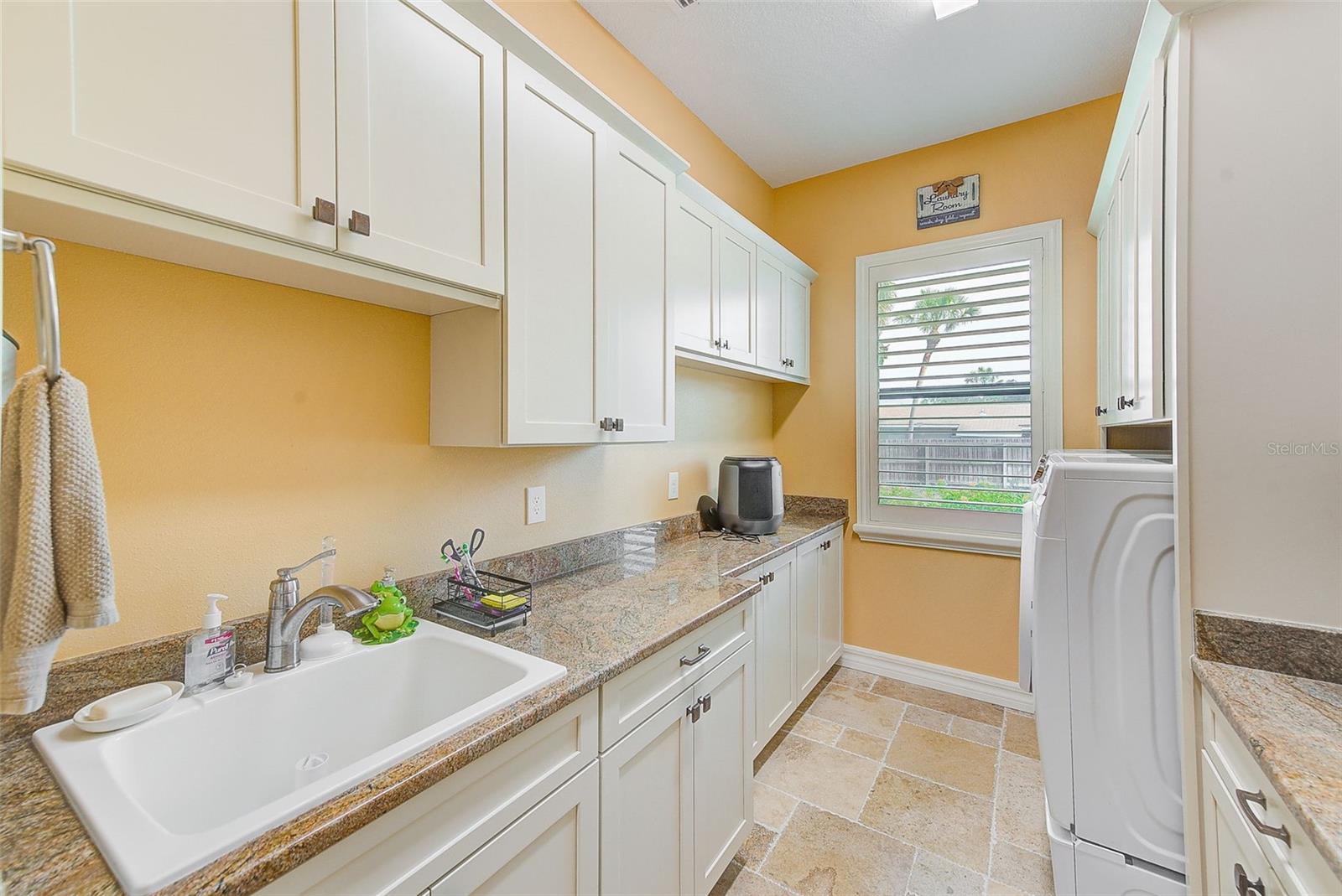2307 7TH ST SW, RUSKIN, FL, 33570