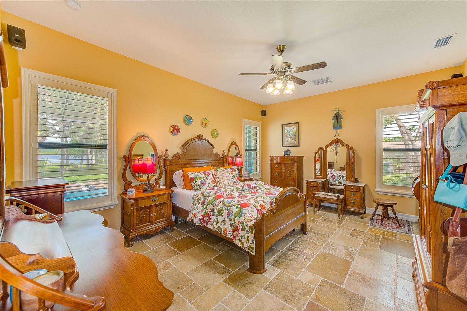 2307 7TH ST SW, RUSKIN, FL, 33570