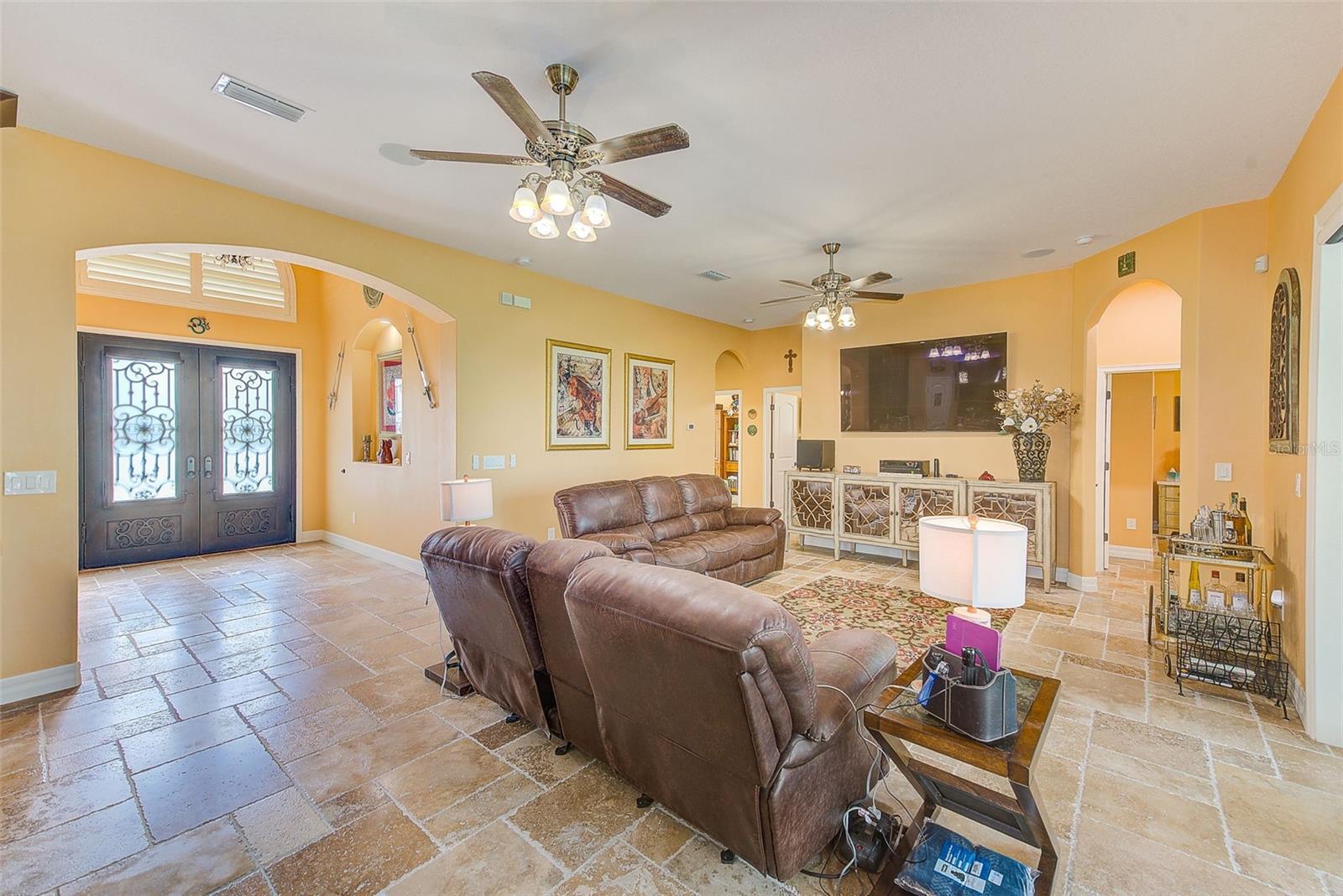 2307 7TH ST SW, RUSKIN, FL, 33570