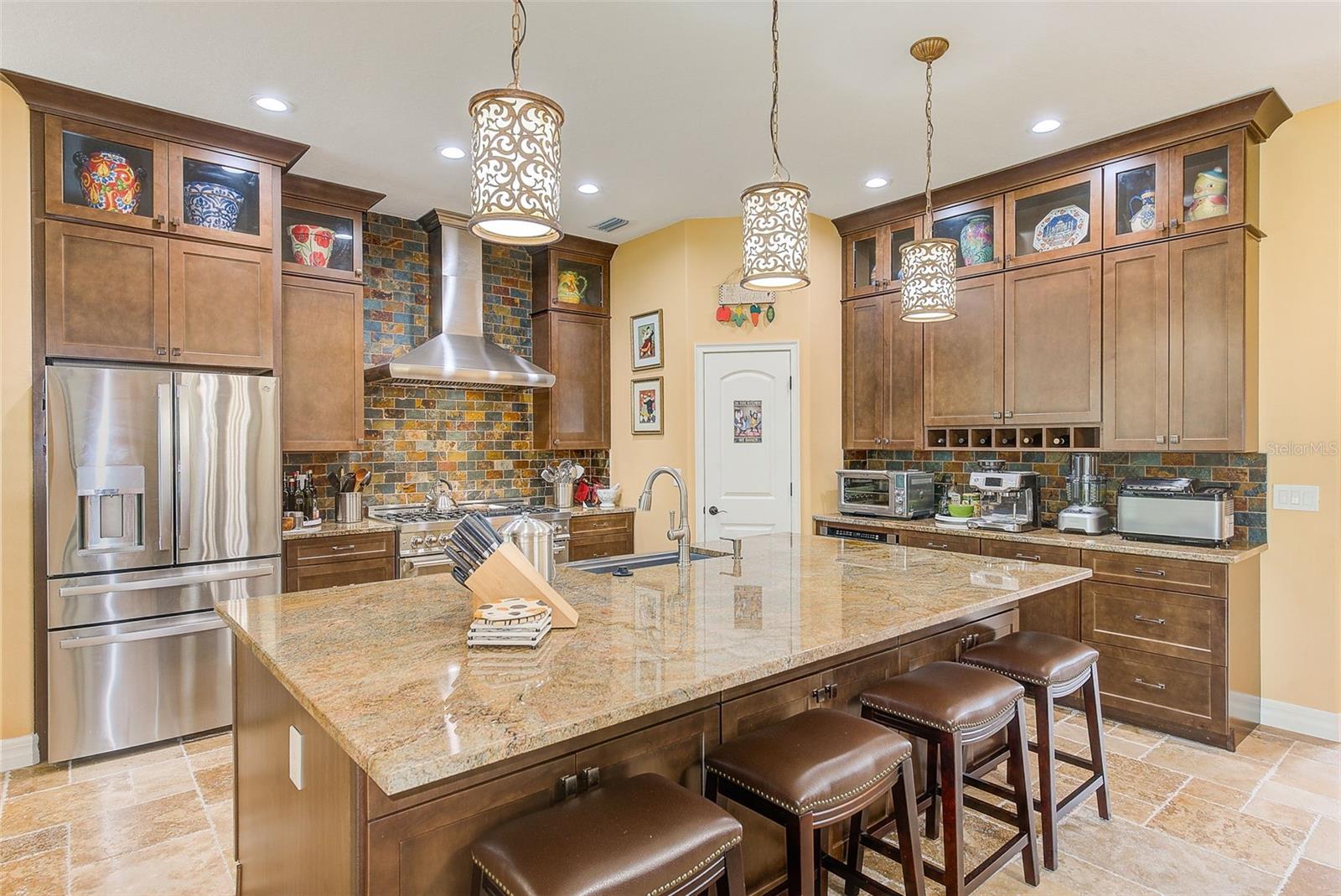 2307 7TH ST SW, RUSKIN, FL, 33570