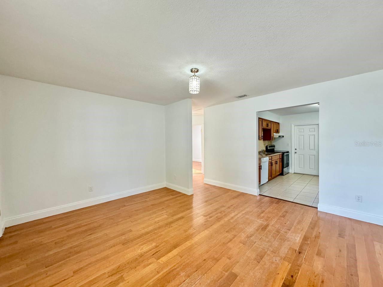 6333 S MACDILL AVE #A, TAMPA, FL, 33611