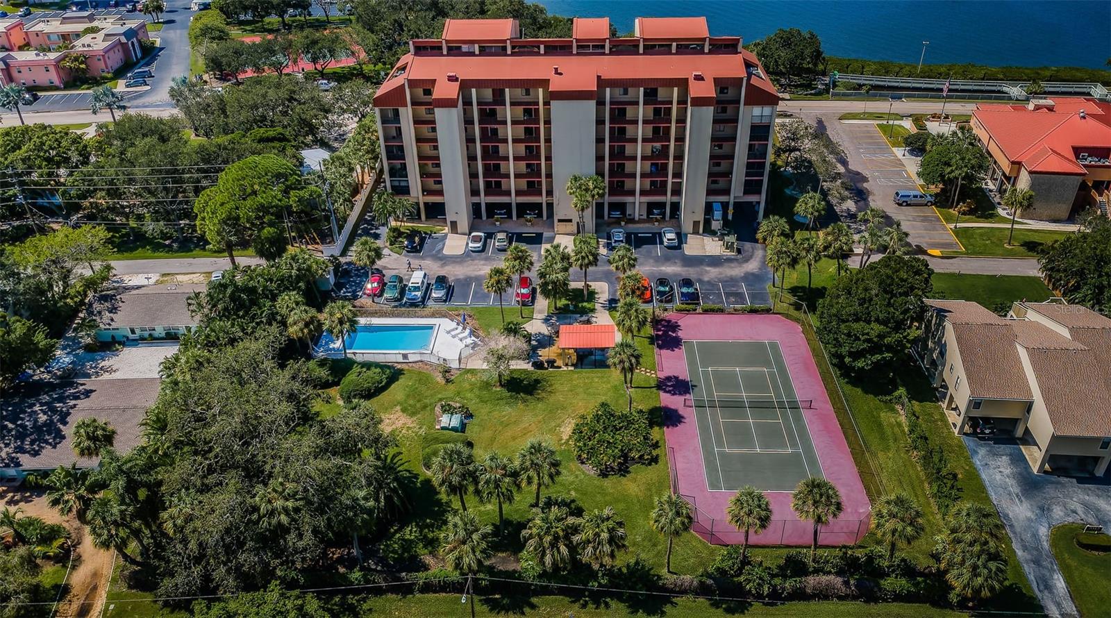 7037 SUNSET DR S #602, SOUTH PASADENA, FL, 33707