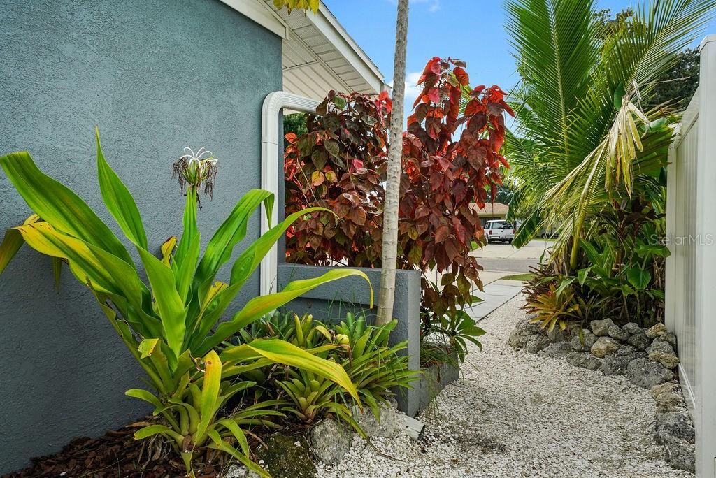 4695 86TH AVE N, PINELLAS PARK, FL, 33782