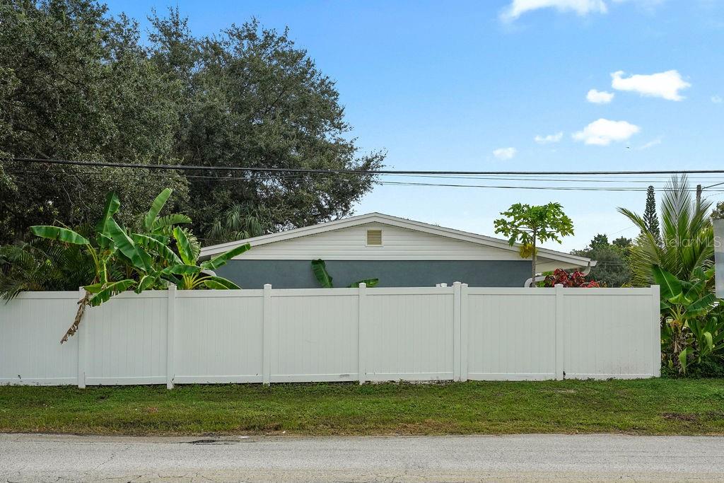 4695 86TH AVE N, PINELLAS PARK, FL, 33782