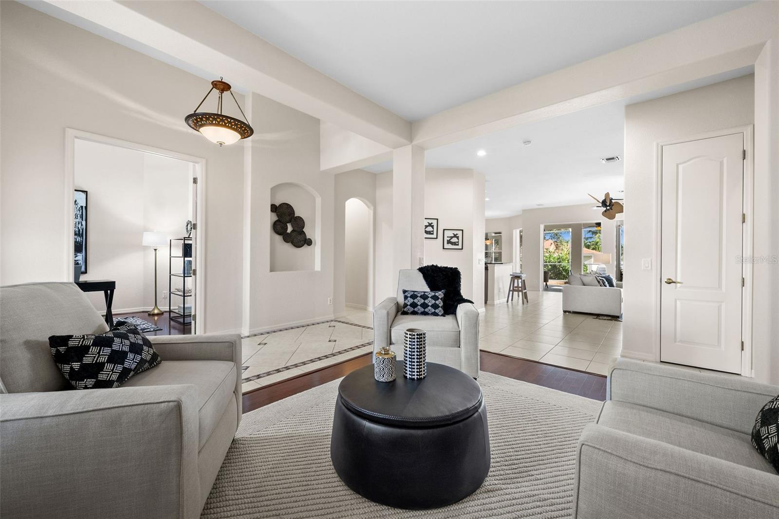 643 CORAL DR, CAPE CORAL, FL, 33904