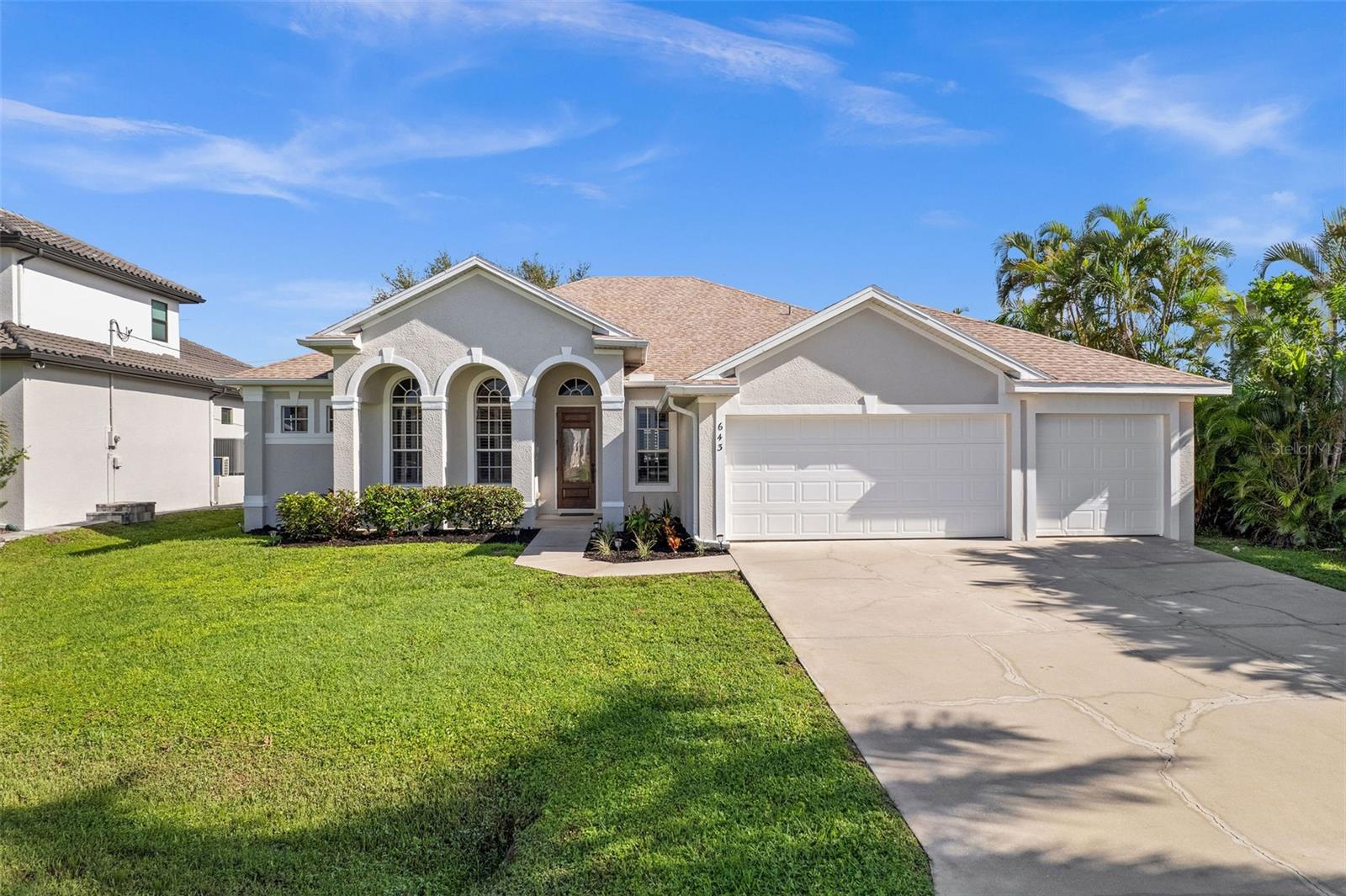 643 CORAL DR, CAPE CORAL, FL, 33904