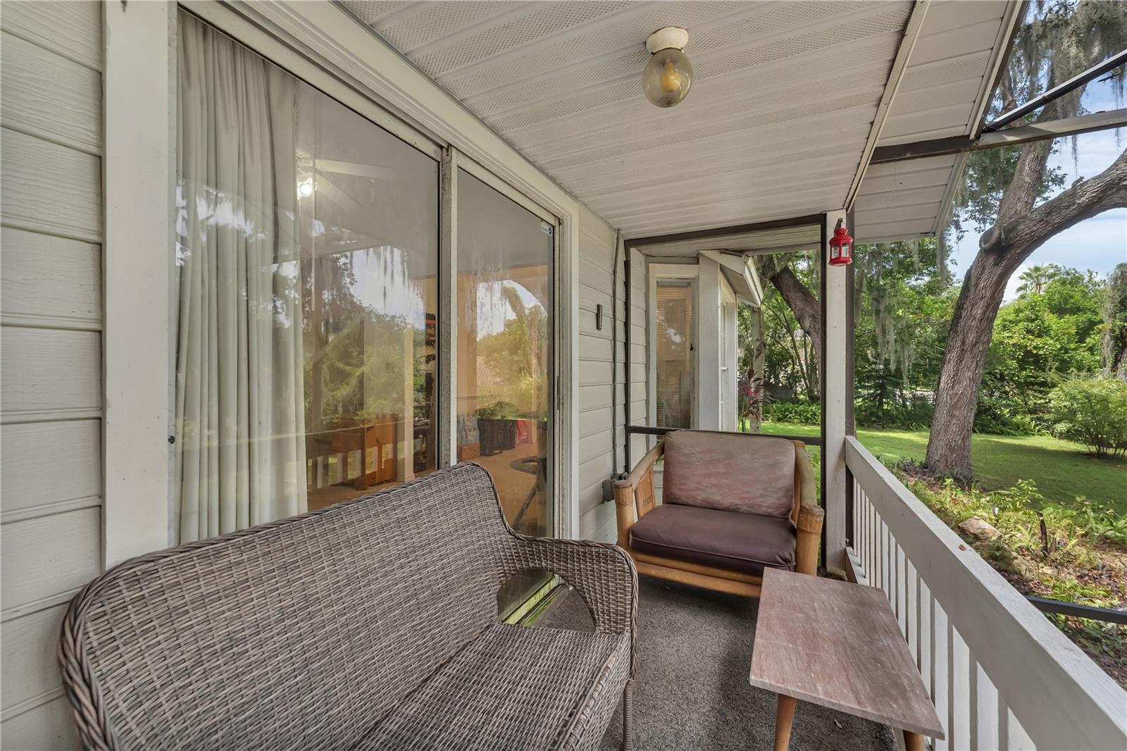 120 W MINNEHAHA AVE, CLERMONT, FL, 34711