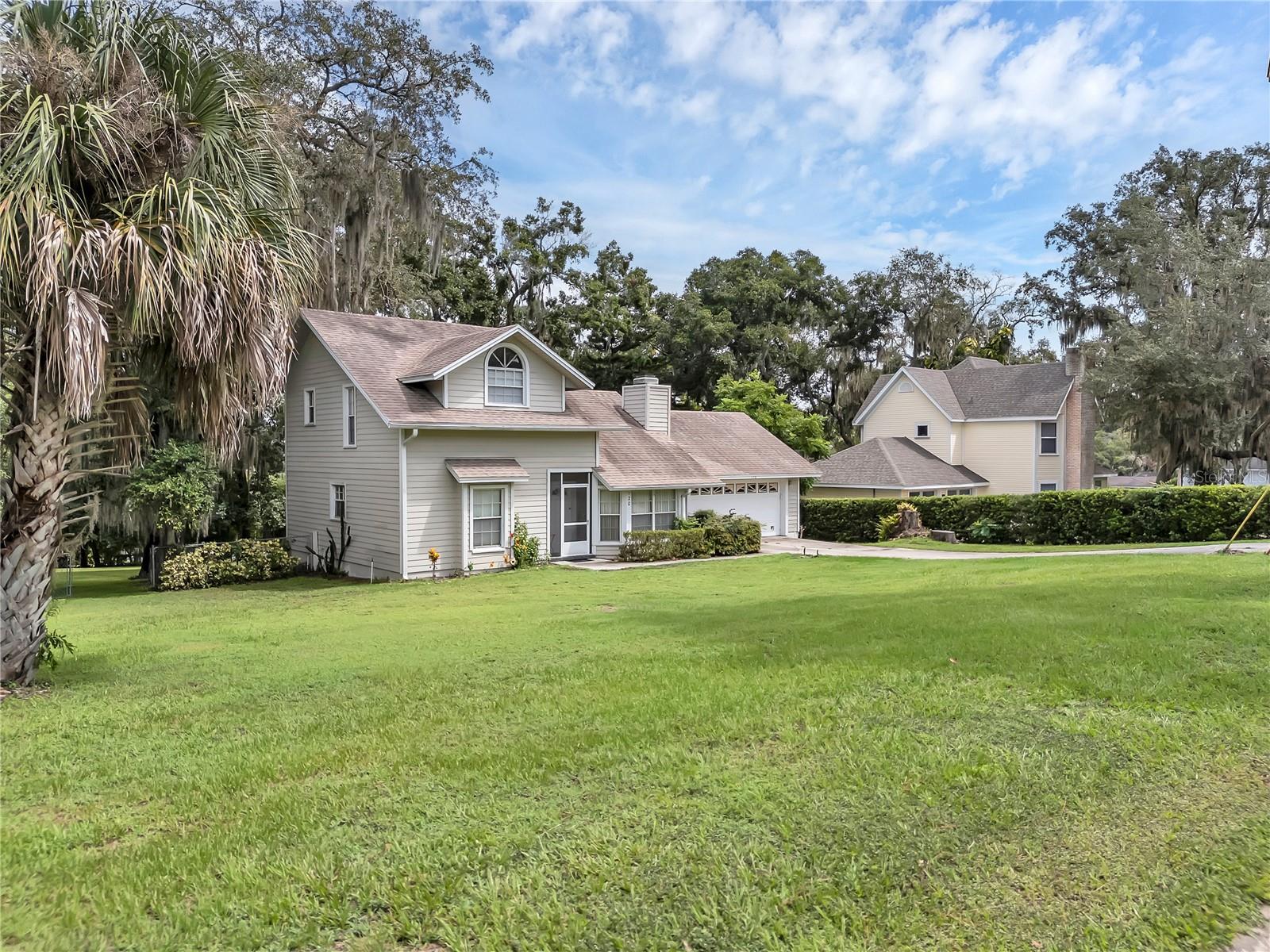 120 W MINNEHAHA AVE, CLERMONT, FL, 34711