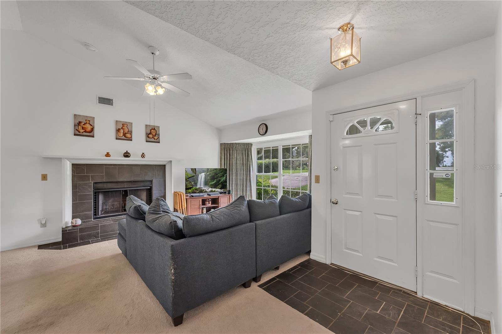 120 W MINNEHAHA AVE, CLERMONT, FL, 34711