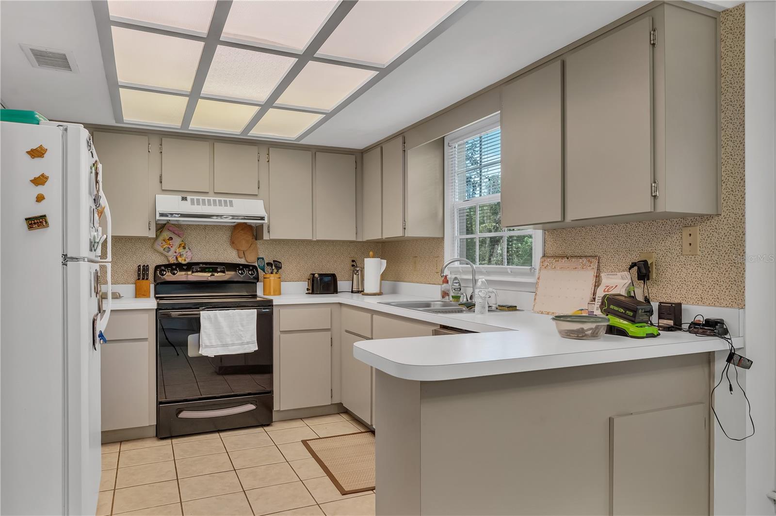 120 W MINNEHAHA AVE, CLERMONT, FL, 34711