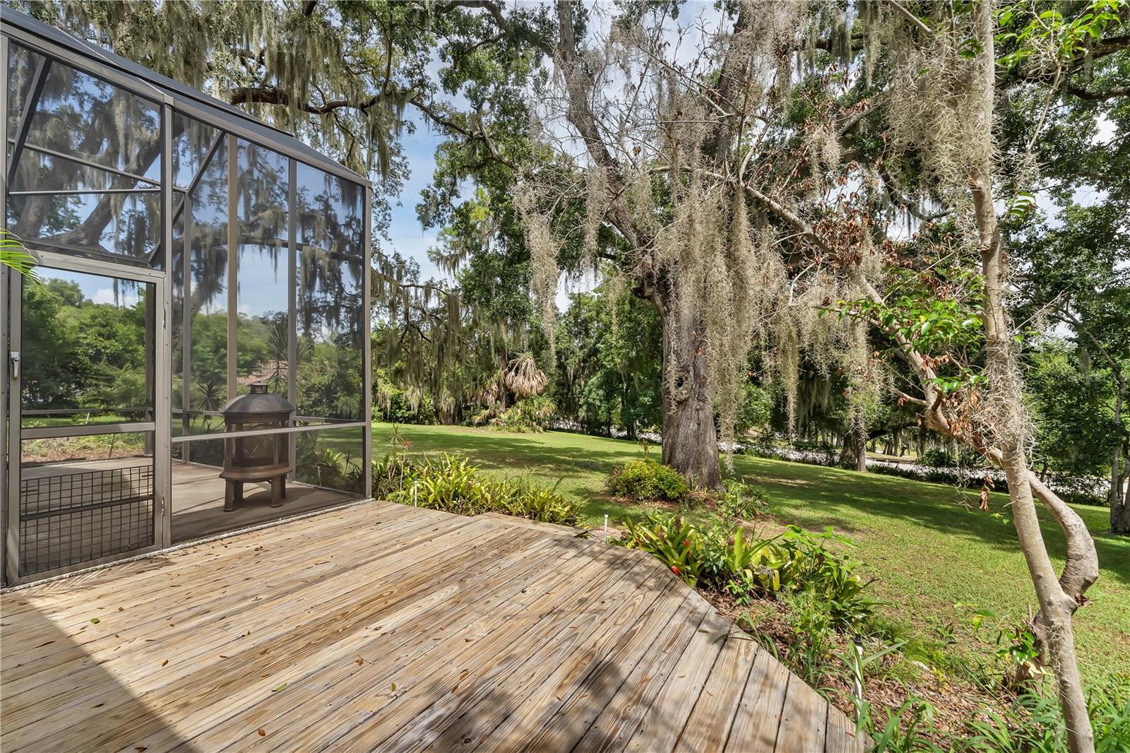 120 W MINNEHAHA AVE, CLERMONT, FL, 34711