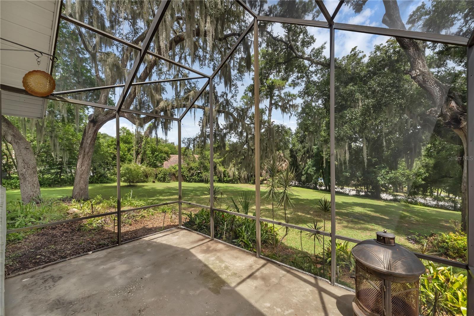 120 W MINNEHAHA AVE, CLERMONT, FL, 34711
