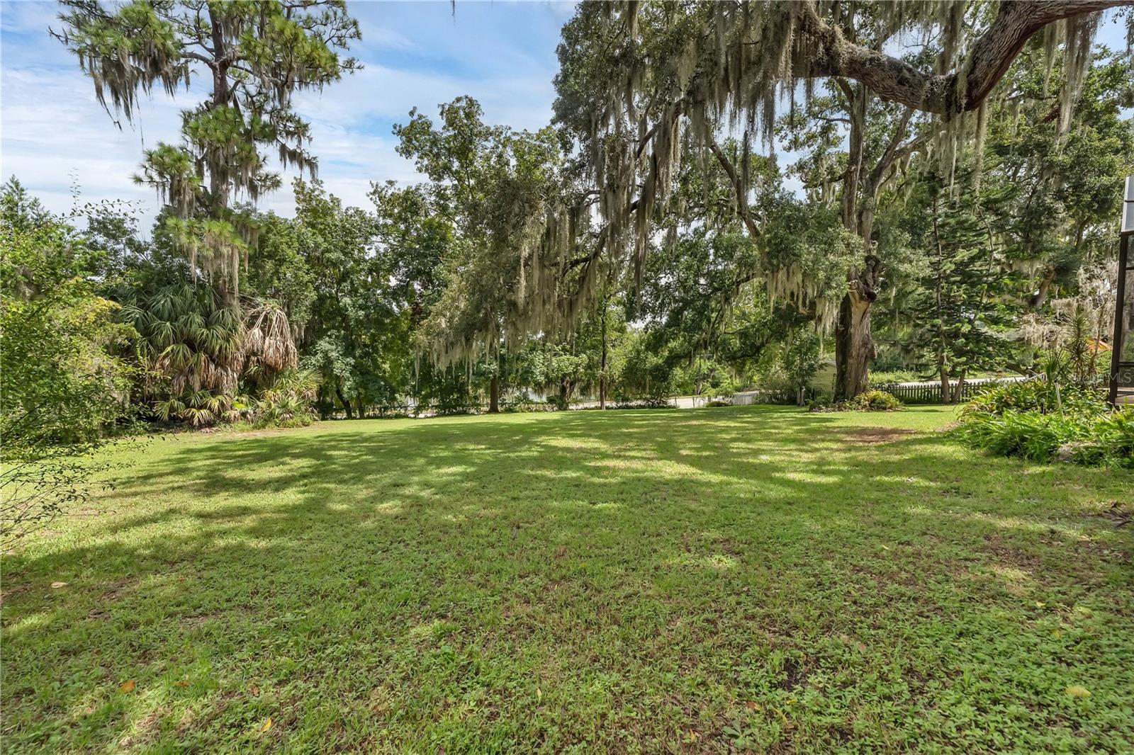 120 W MINNEHAHA AVE, CLERMONT, FL, 34711