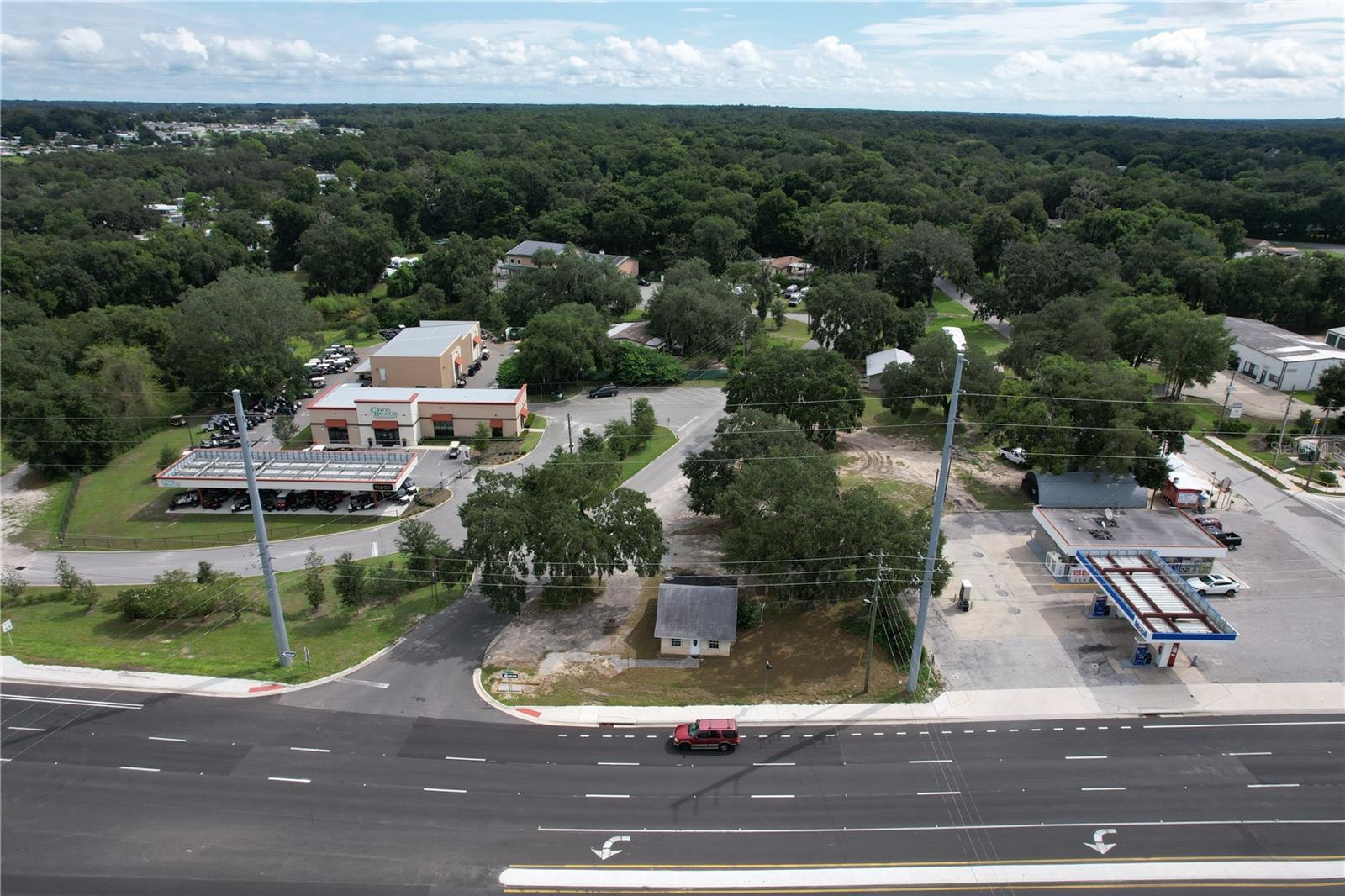 138 W HERMOSA ST, LADY LAKE, FL, 32159