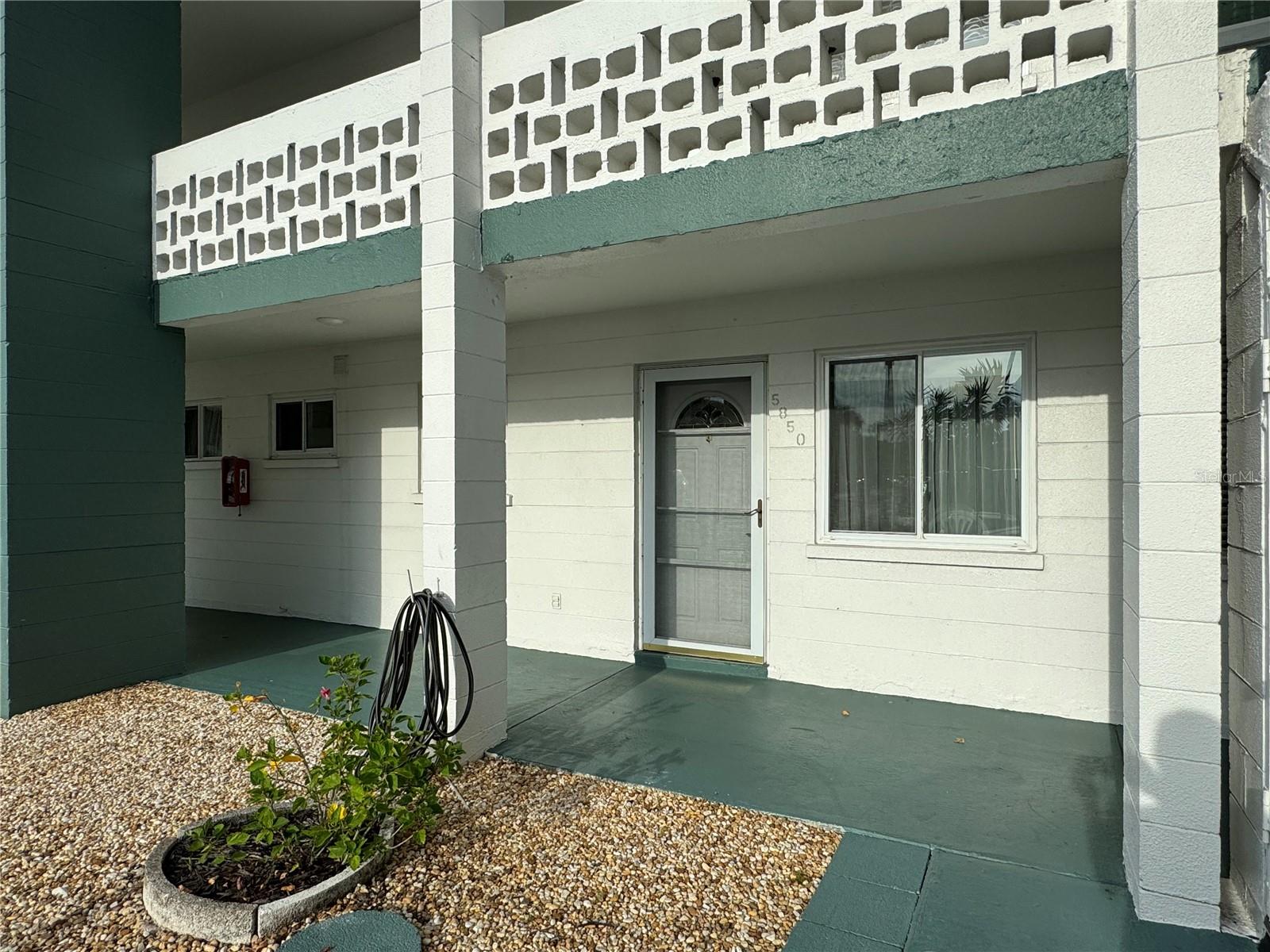 5850 WELCOME RD #J6, BRADENTON, FL, 34207