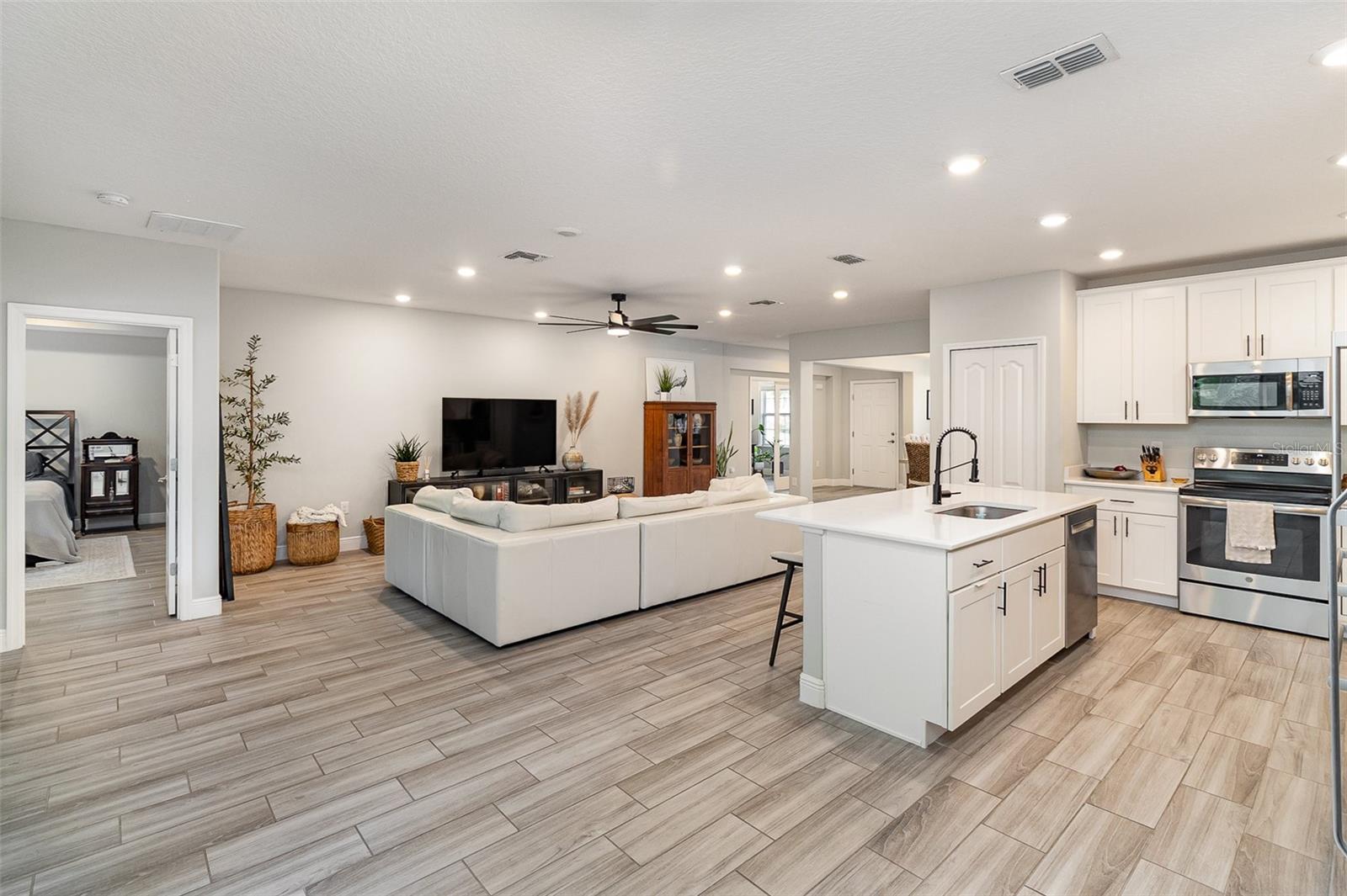 5280 HEBRON DR, MERRITT ISLAND, FL, 32953