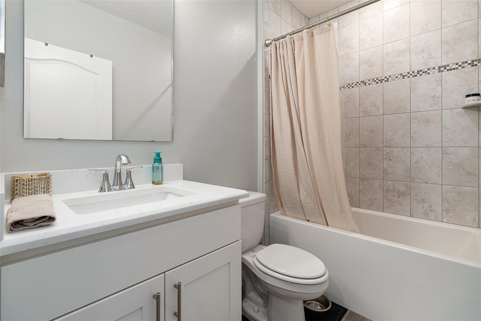 5280 HEBRON DR, MERRITT ISLAND, FL, 32953