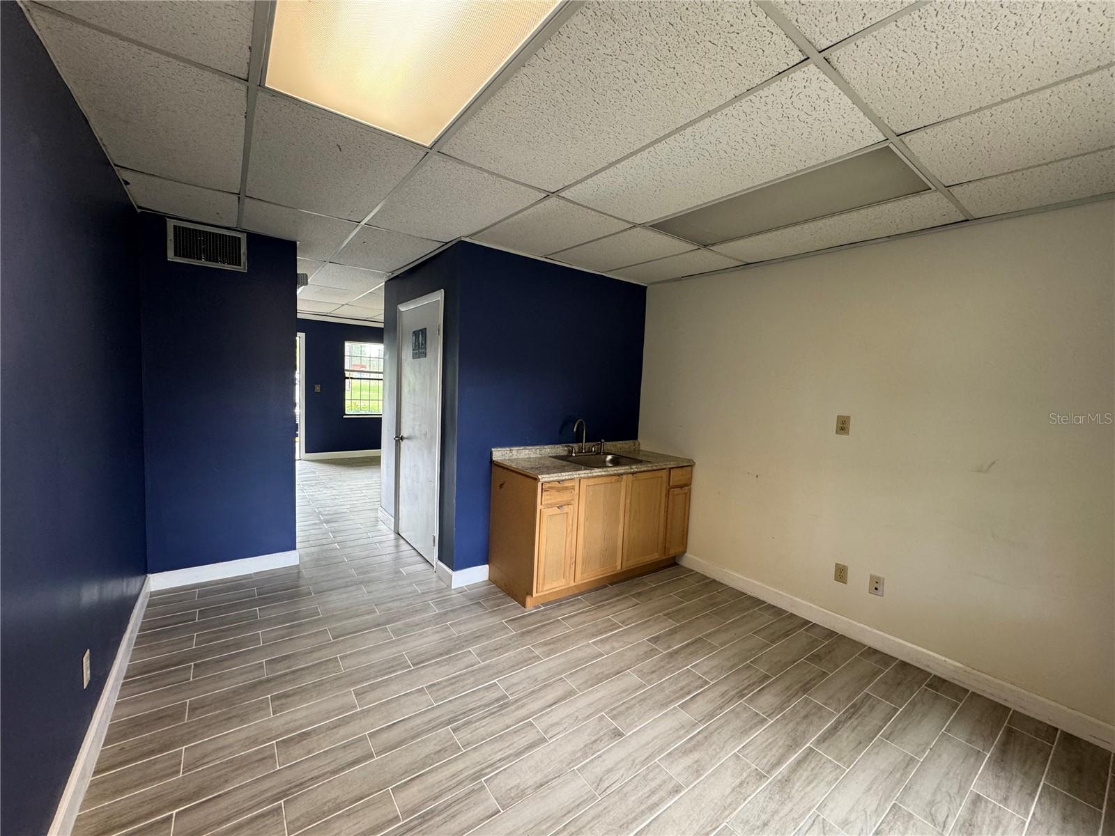 550 BALMORAL CIR N, JACKSONVILLE, FL, 32218