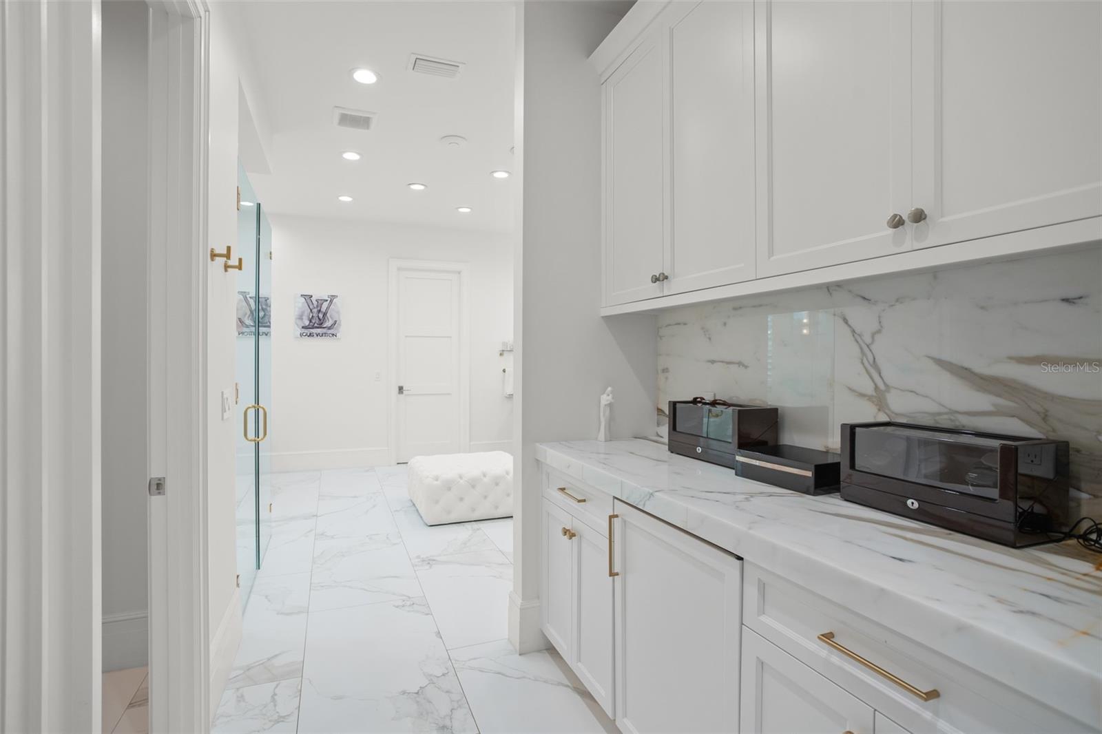 5056 ISLEWORTH COUNTRY CLUB DR, WINDERMERE, FL, 34786