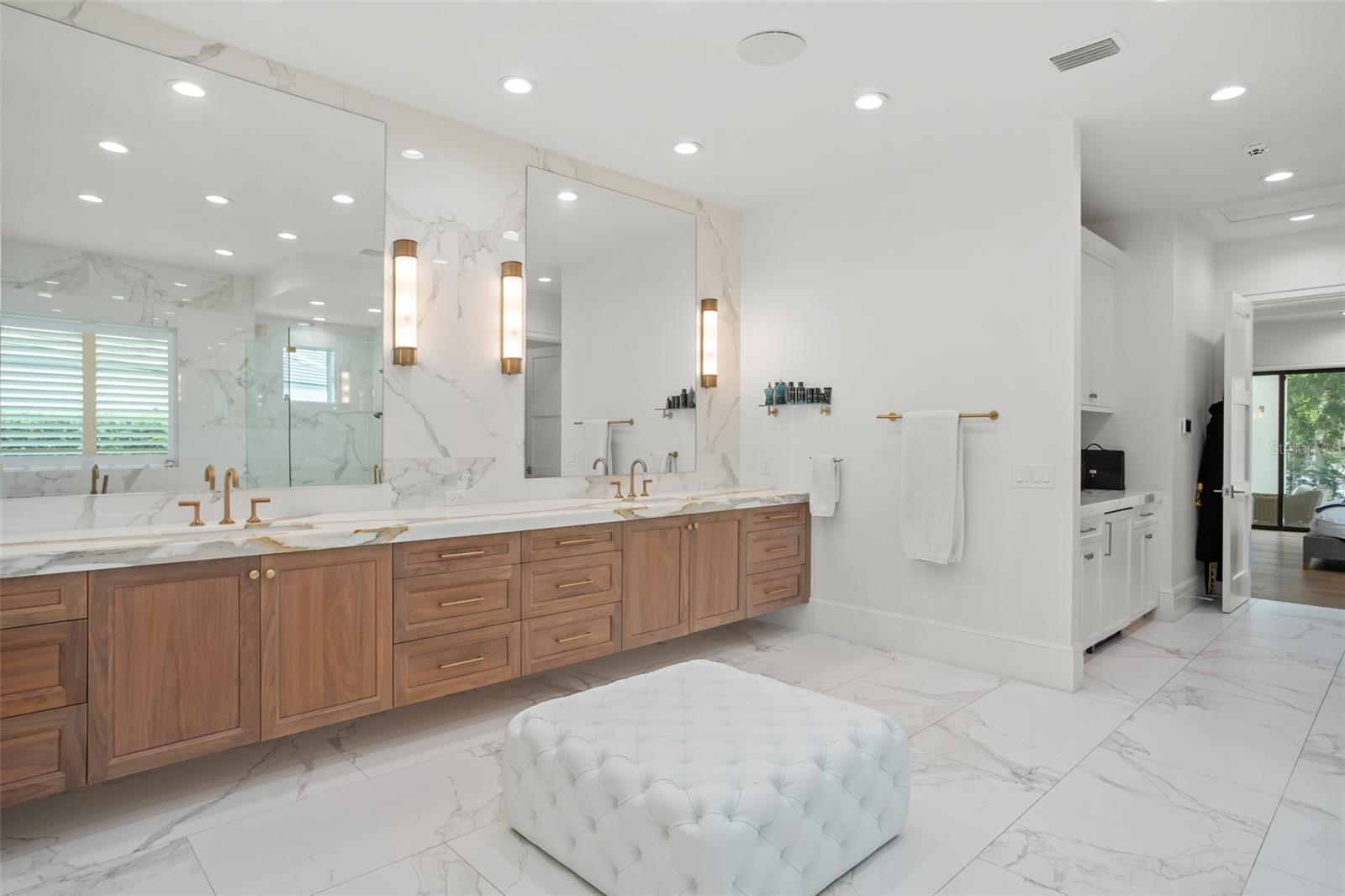 5056 ISLEWORTH COUNTRY CLUB DR, WINDERMERE, FL, 34786