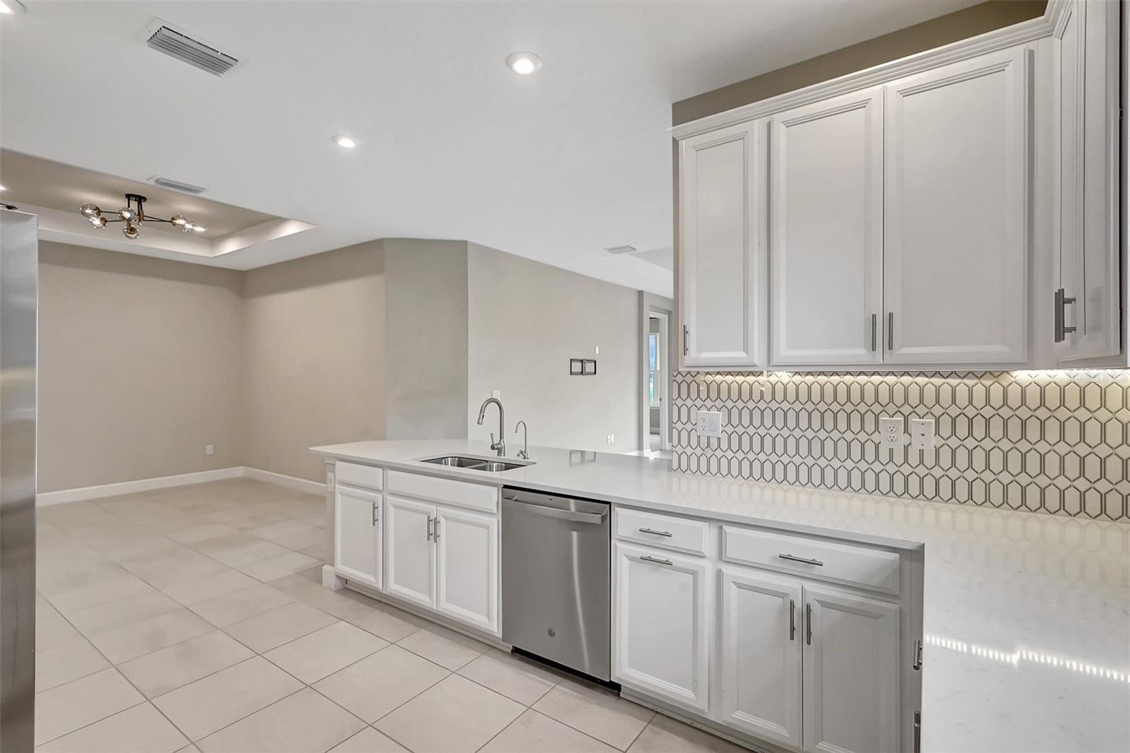 10254 MORNING MIST LN, SARASOTA, FL, 34241