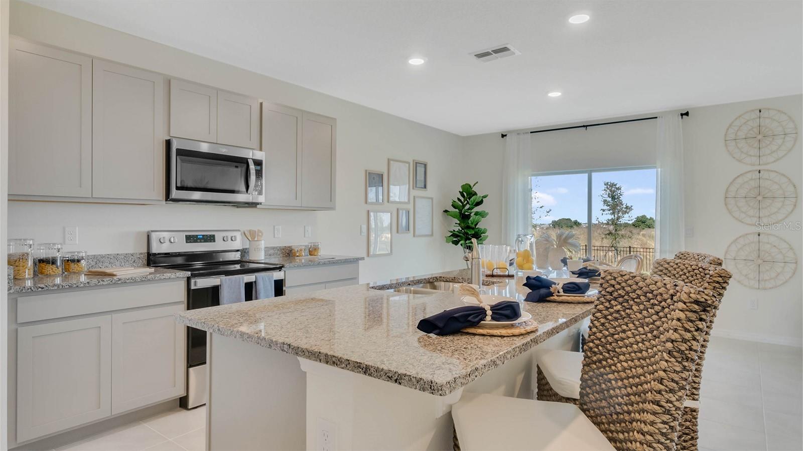 625 PARK PLACE BLVD, DAVENPORT, FL, 33837