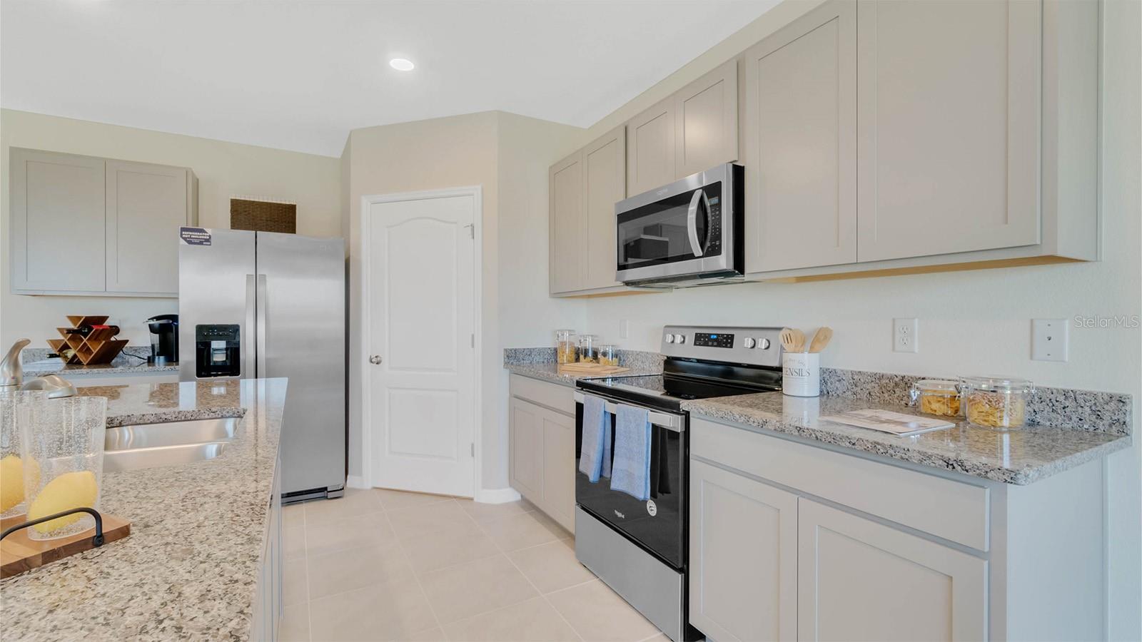 625 PARK PLACE BLVD, DAVENPORT, FL, 33837