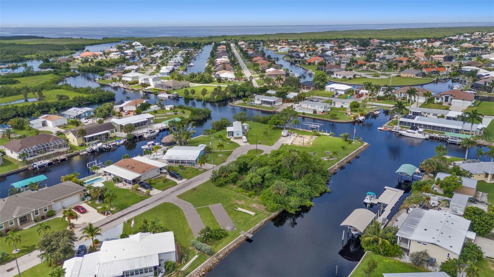 740 EL DORADO DR, PUNTA GORDA, FL, 33950