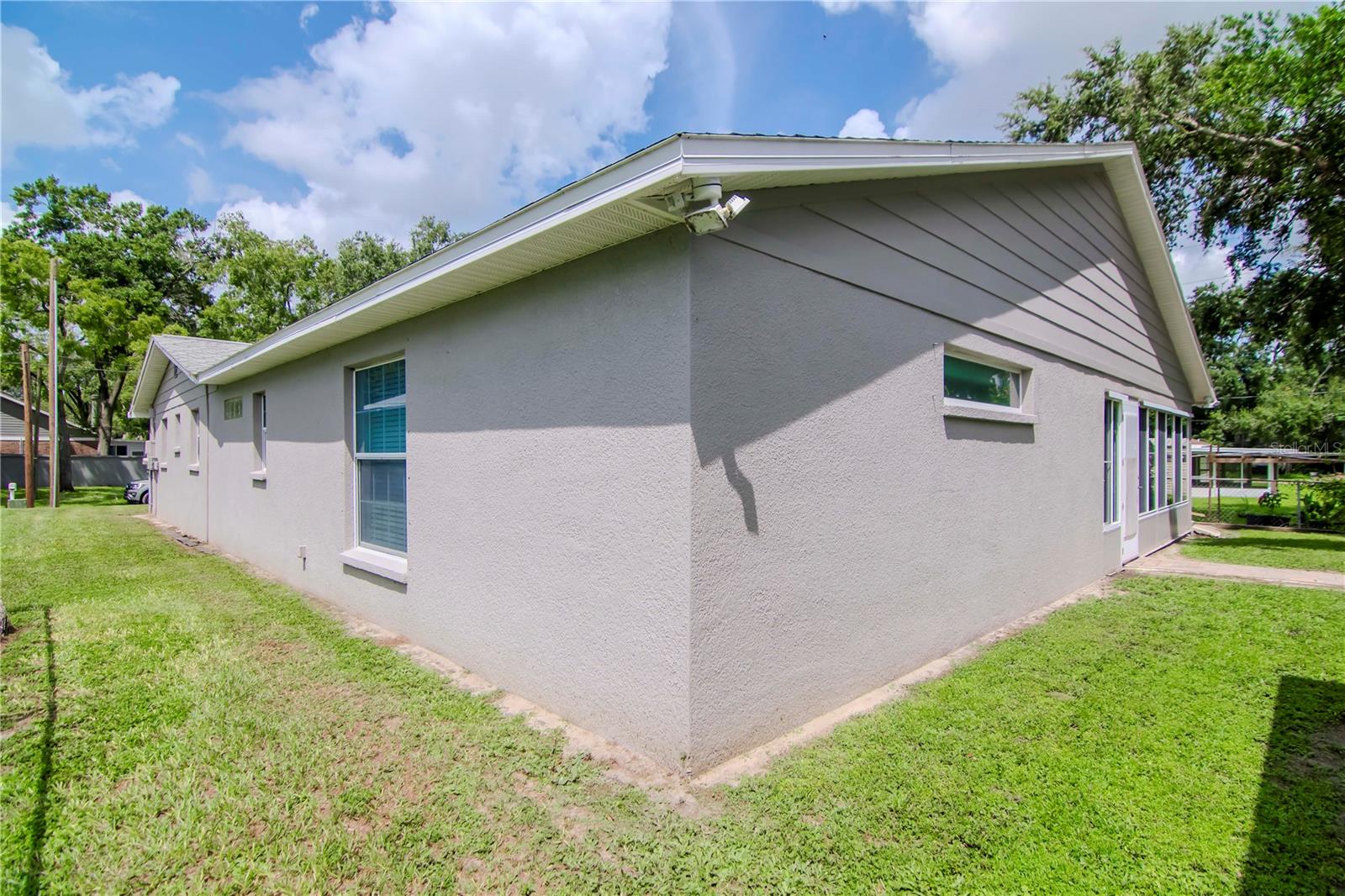 9717 N ROME AVE, TAMPA, FL, 33612