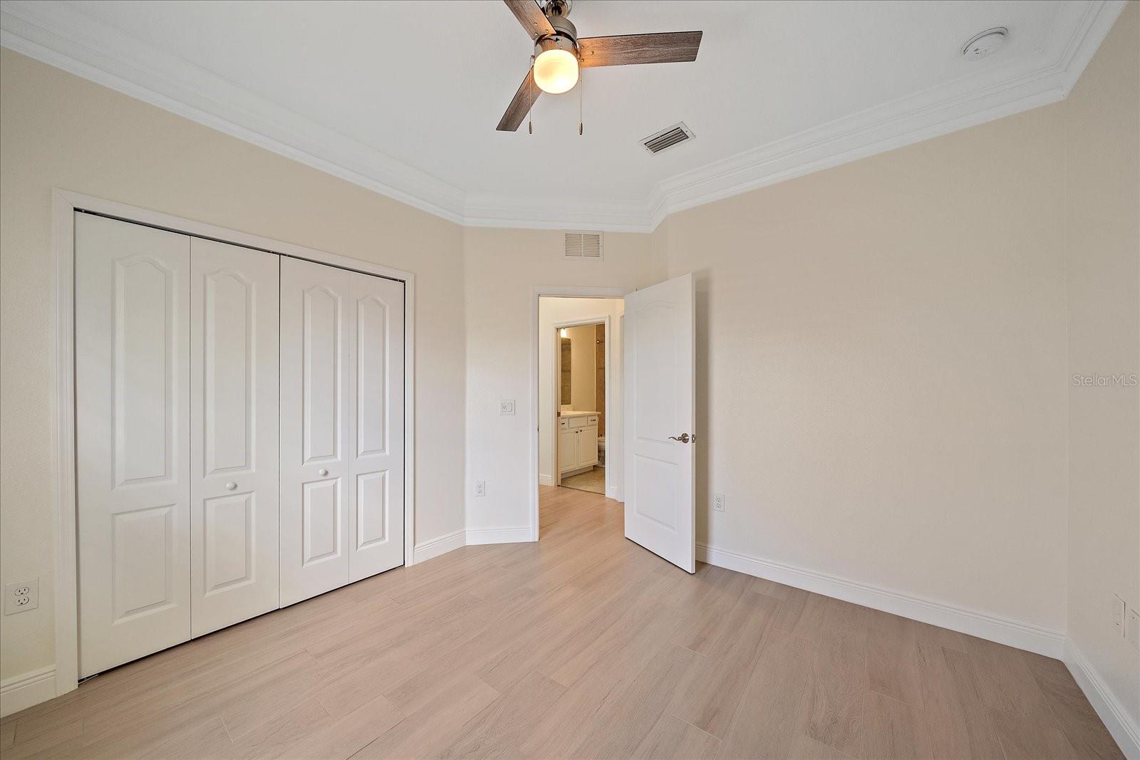 677 BARNACLE CT, ENGLEWOOD, FL, 34223