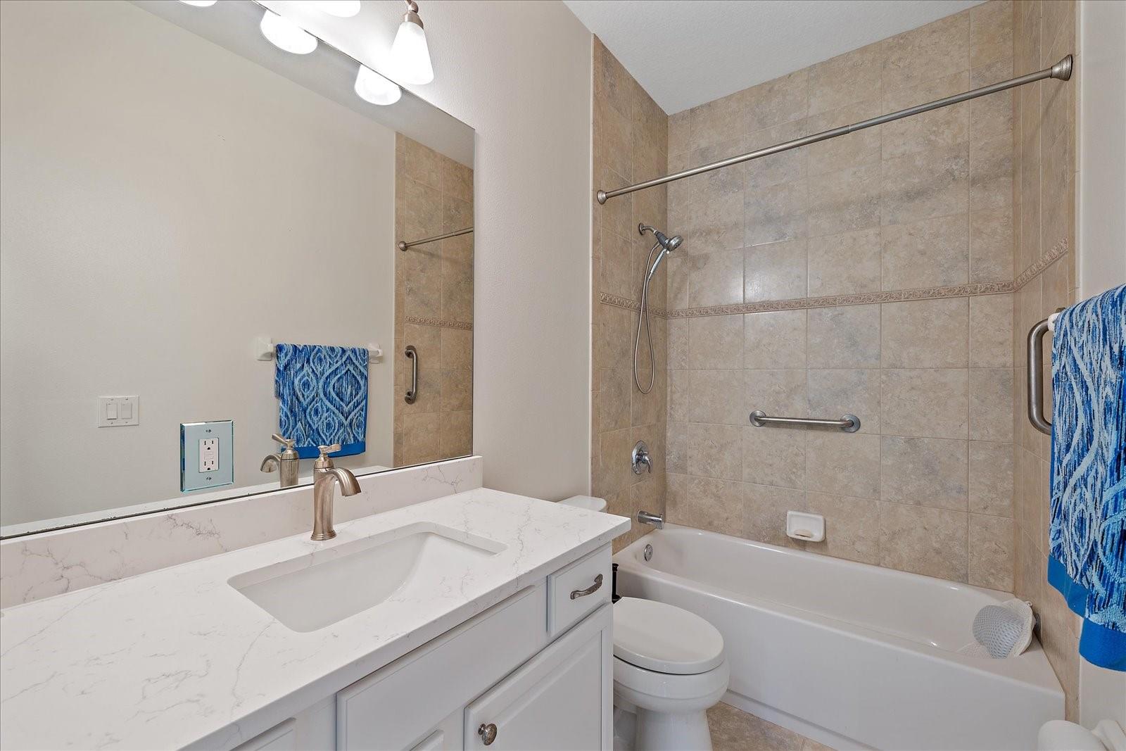 677 BARNACLE CT, ENGLEWOOD, FL, 34223