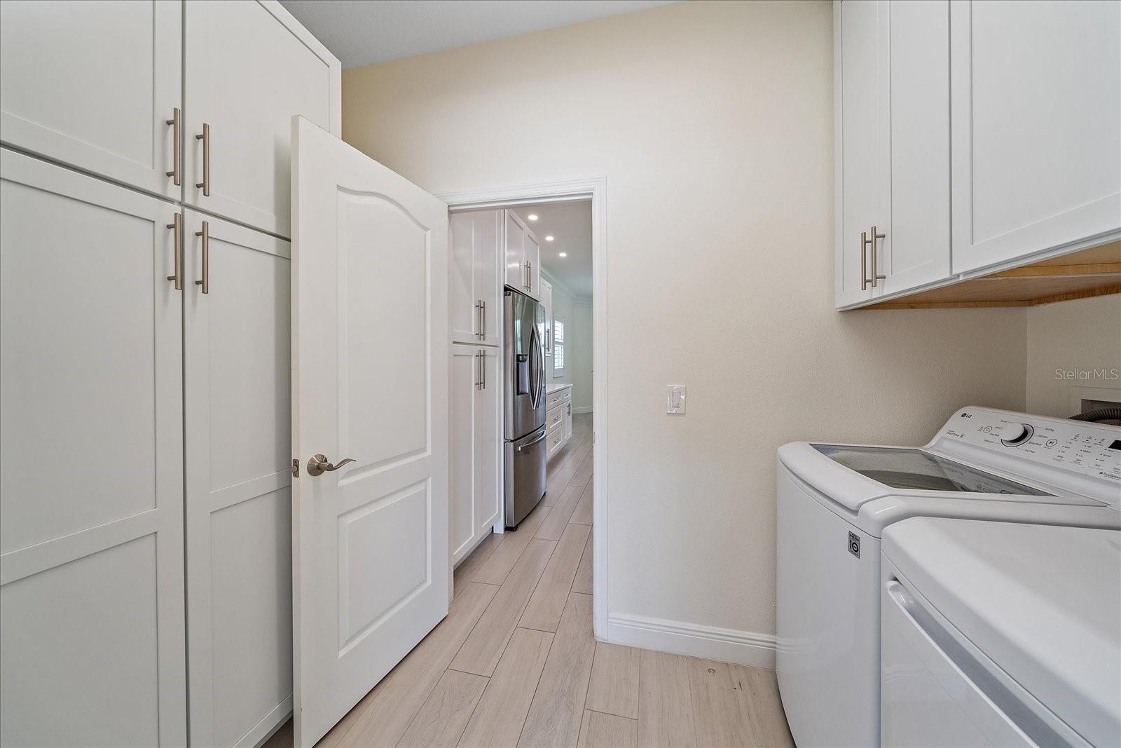 677 BARNACLE CT, ENGLEWOOD, FL, 34223