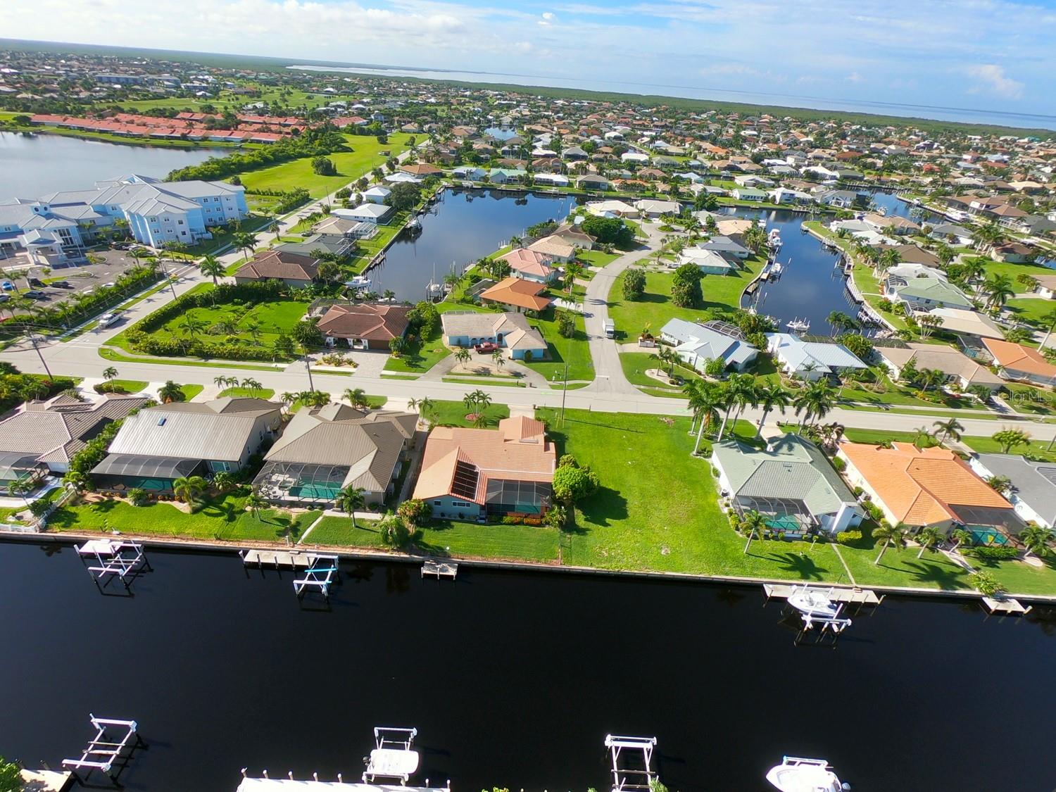 2160 AQUI ESTA DR, PUNTA GORDA, FL, 33950