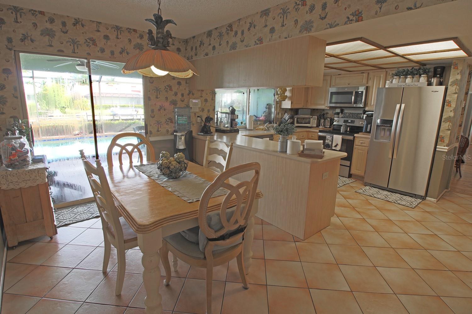 2160 AQUI ESTA DR, PUNTA GORDA, FL, 33950