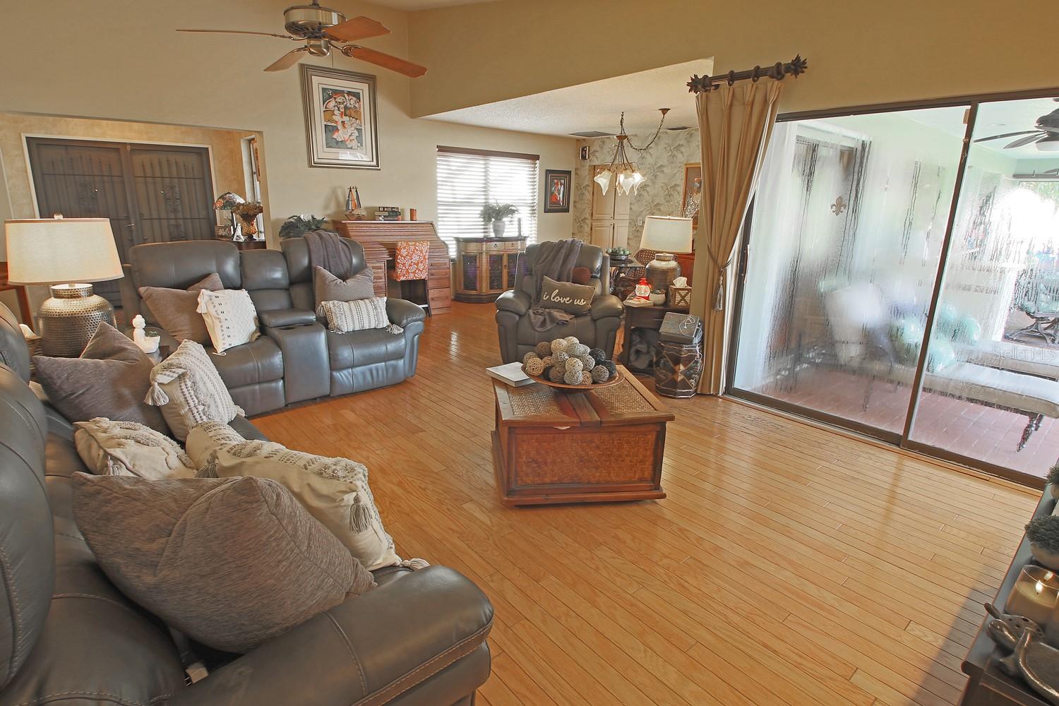 2160 AQUI ESTA DR, PUNTA GORDA, FL, 33950