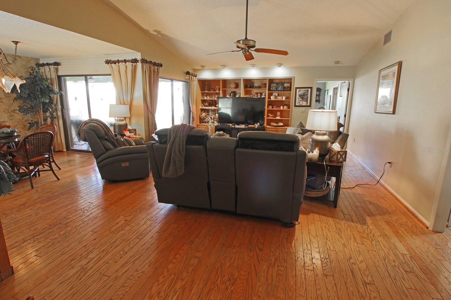 2160 AQUI ESTA DR, PUNTA GORDA, FL, 33950