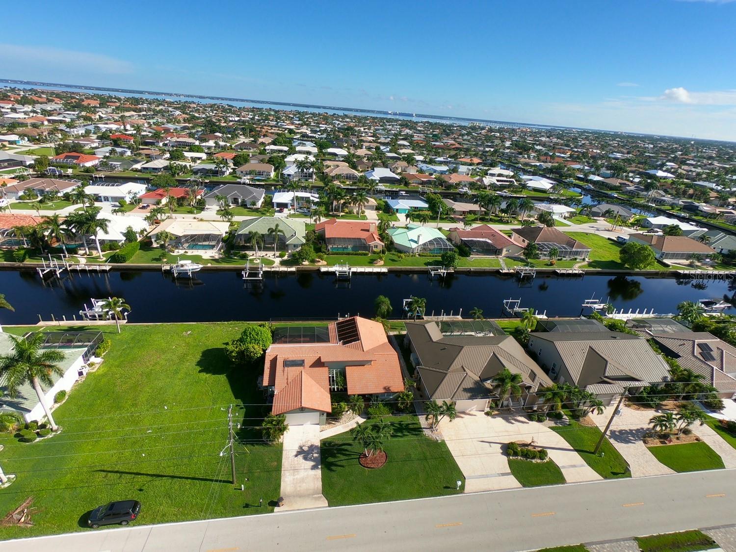 2160 AQUI ESTA DR, PUNTA GORDA, FL, 33950