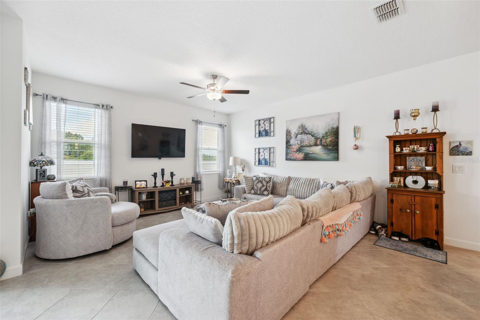 8205 CORNER PINE WAY, NEW PORT RICHEY, FL, 34655