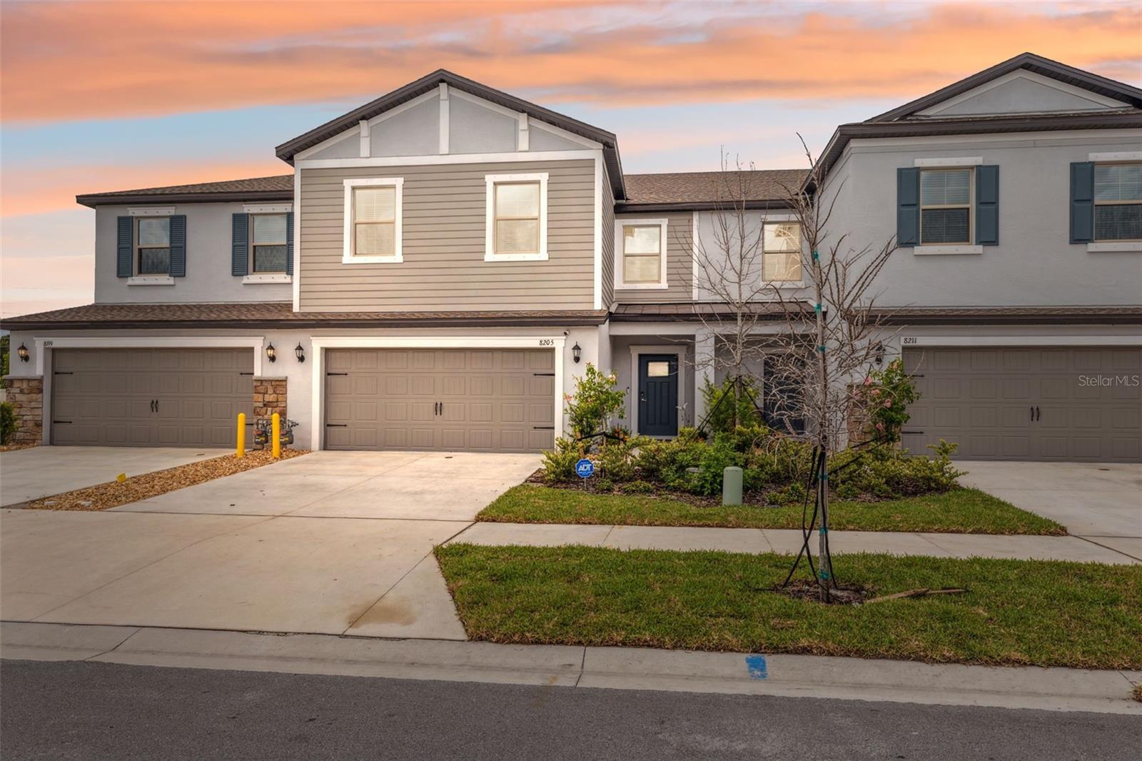 8205 CORNER PINE WAY, NEW PORT RICHEY, FL, 34655