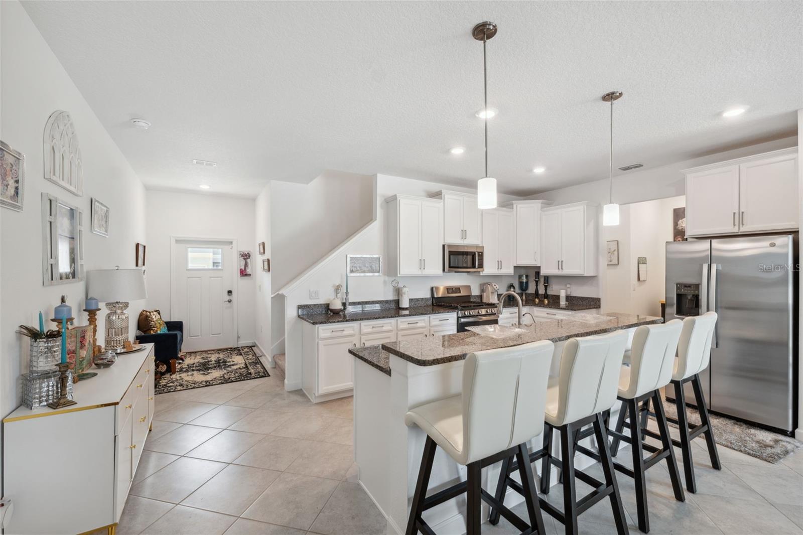 8205 CORNER PINE WAY, NEW PORT RICHEY, FL, 34655