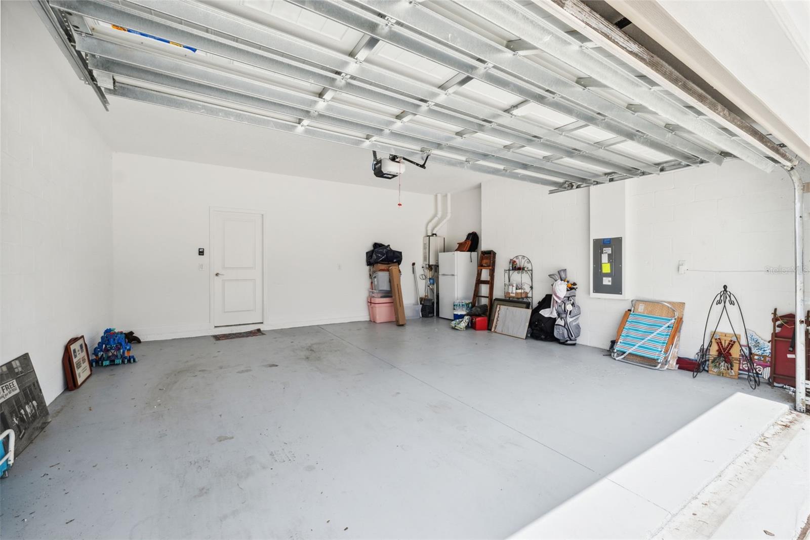 8205 CORNER PINE WAY, NEW PORT RICHEY, FL, 34655
