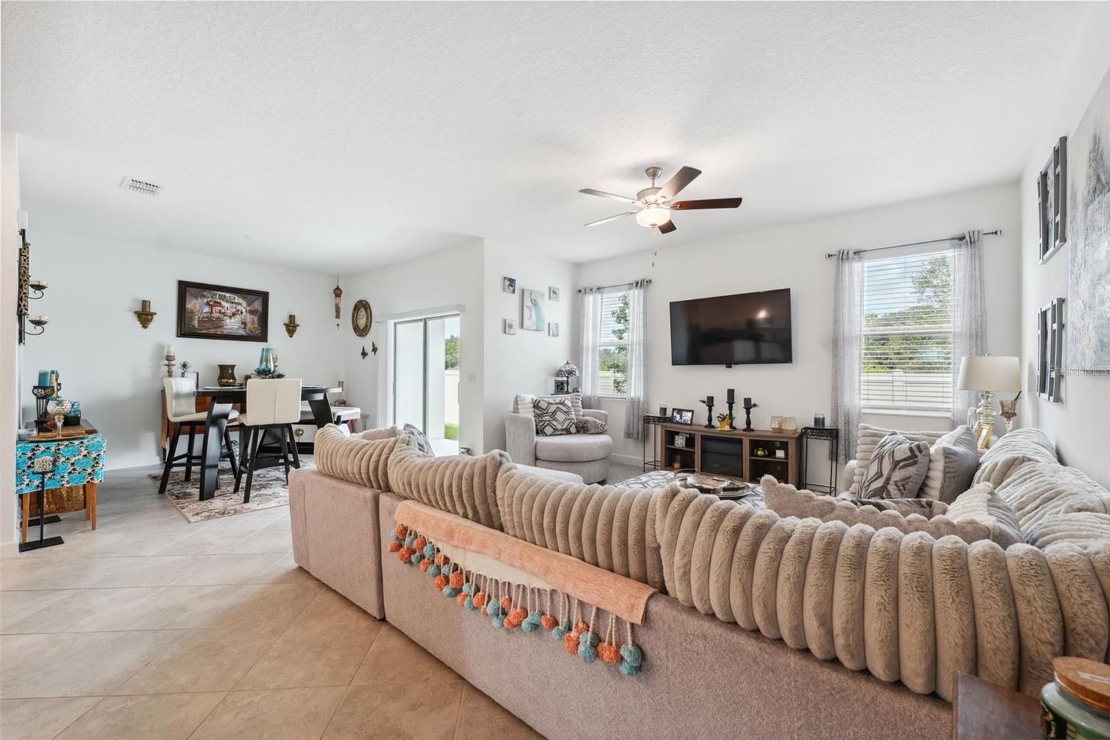 8205 CORNER PINE WAY, NEW PORT RICHEY, FL, 34655